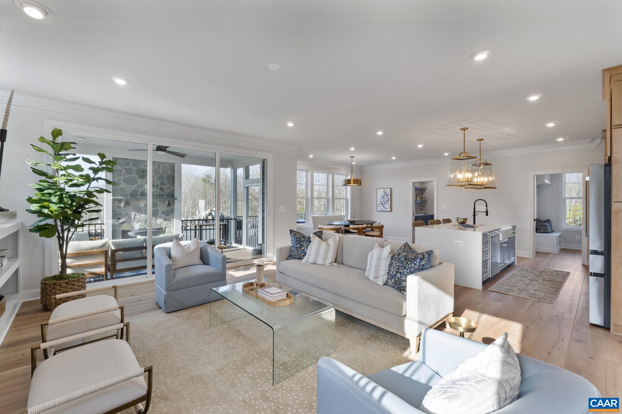 1115 SABLEWOOD DR