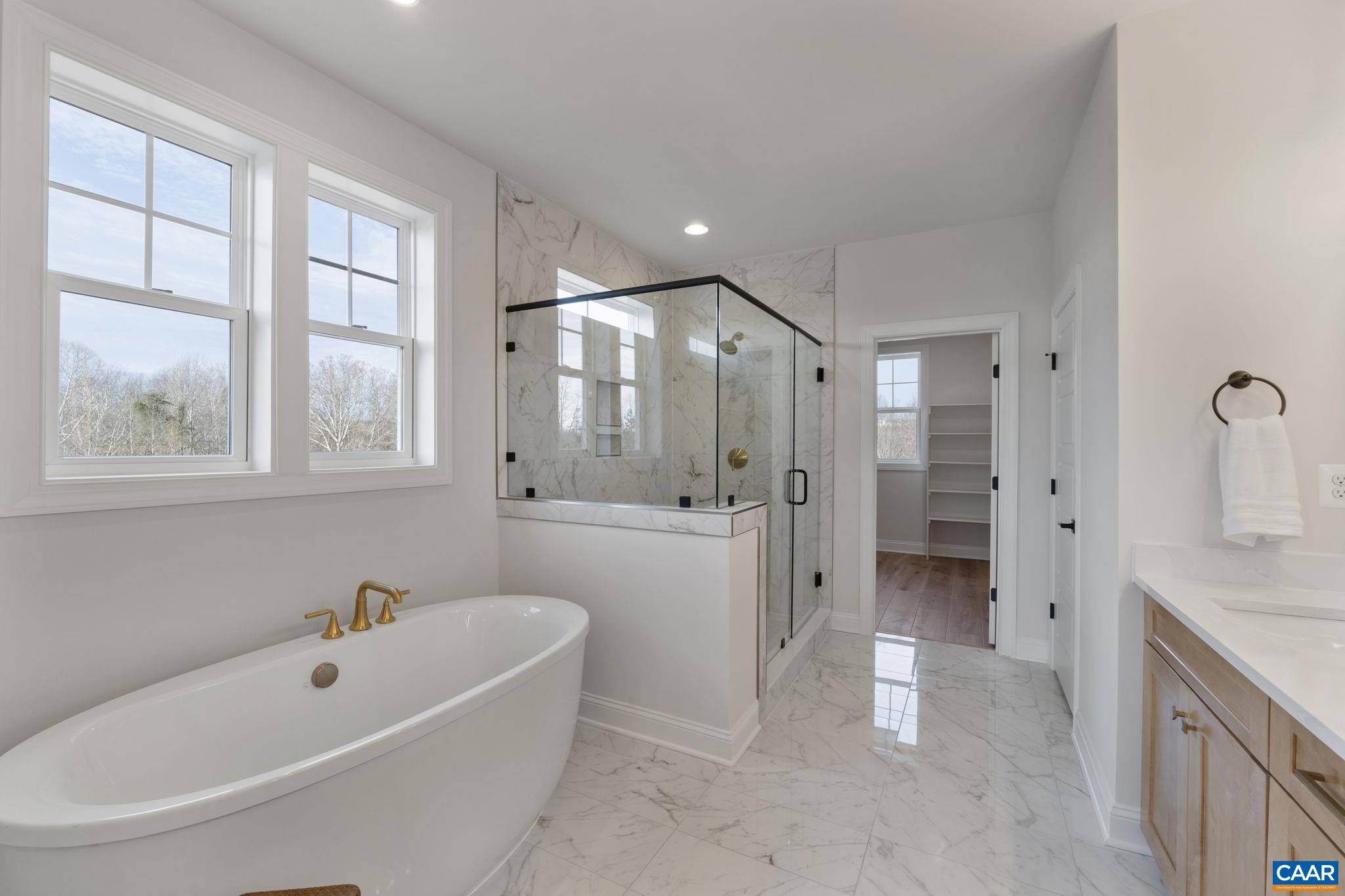 1115 SABLEWOOD DR