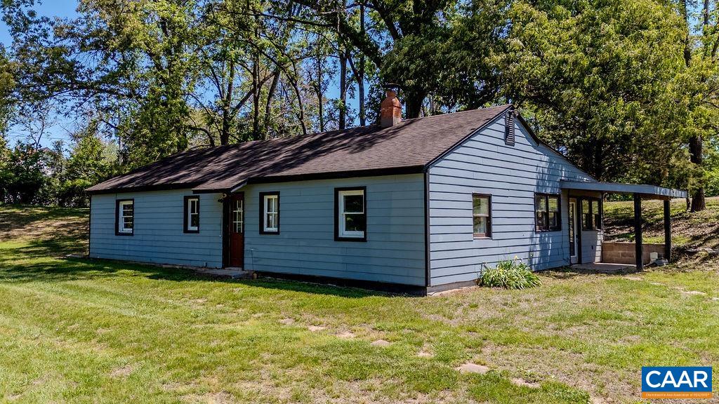 6182 ROCKFISH VALLEY HWY