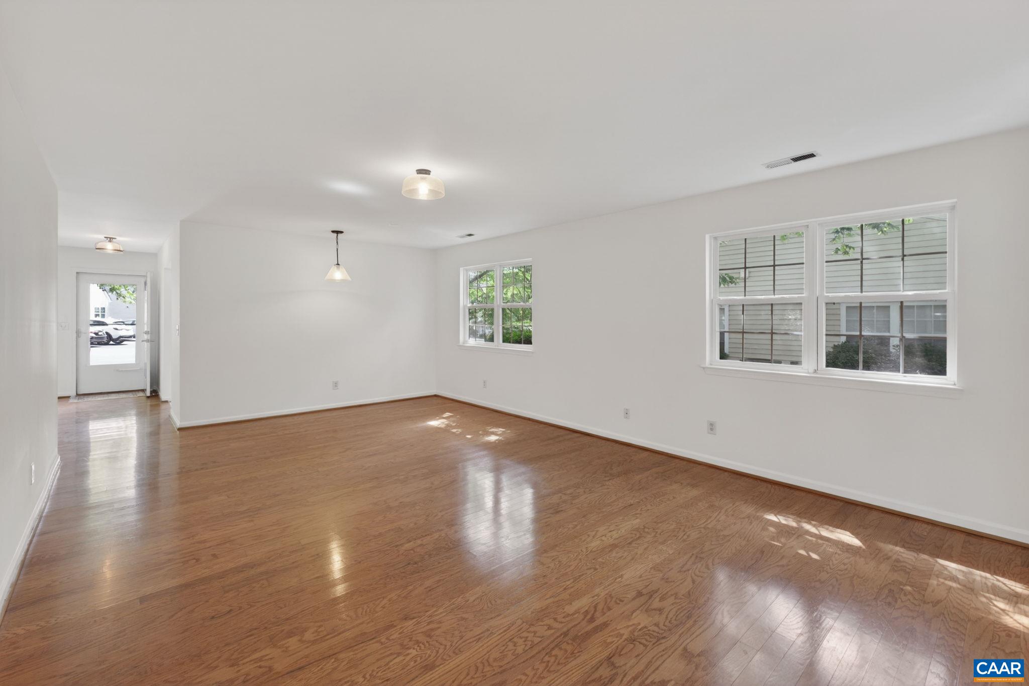 1242 GAZEBO CT