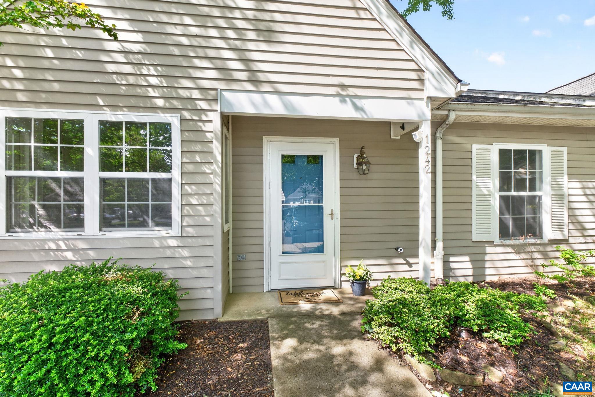 1242 GAZEBO CT