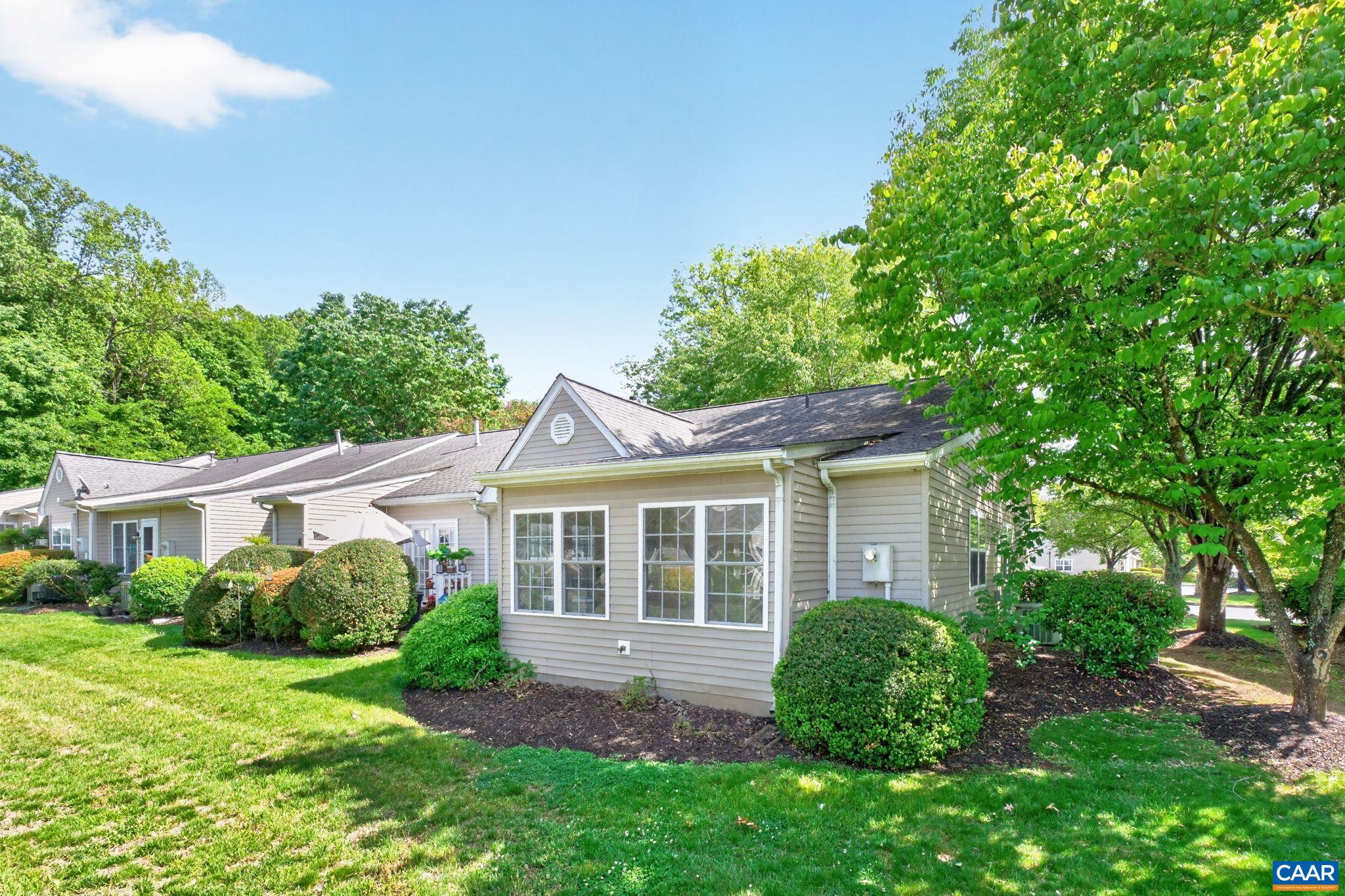 1242 GAZEBO CT