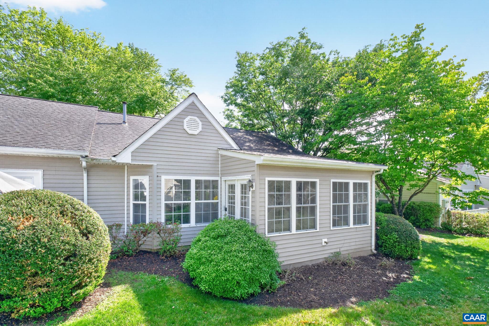 1242 GAZEBO CT