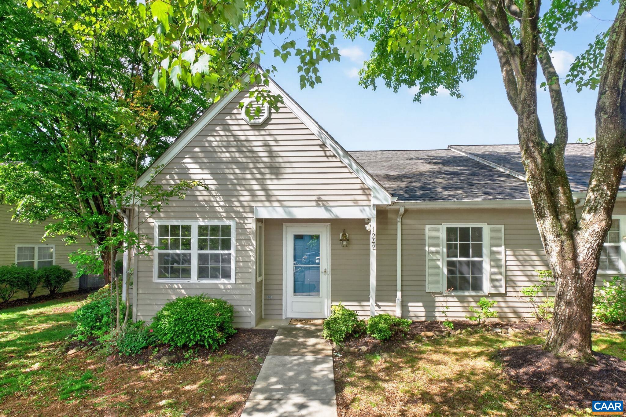 1242 GAZEBO CT