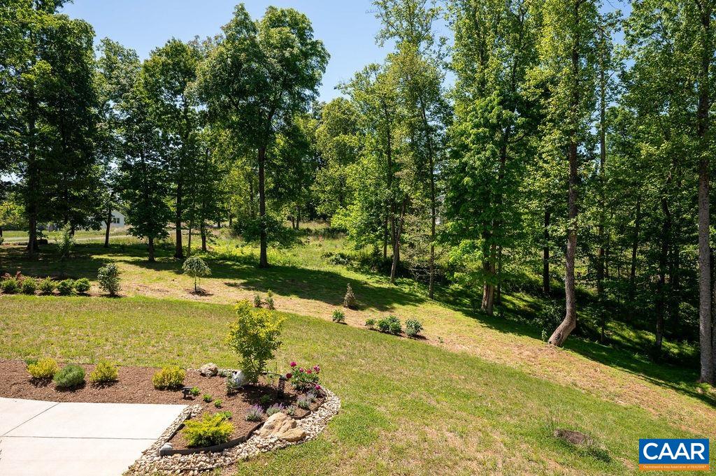 6574 DICK WOODS RD