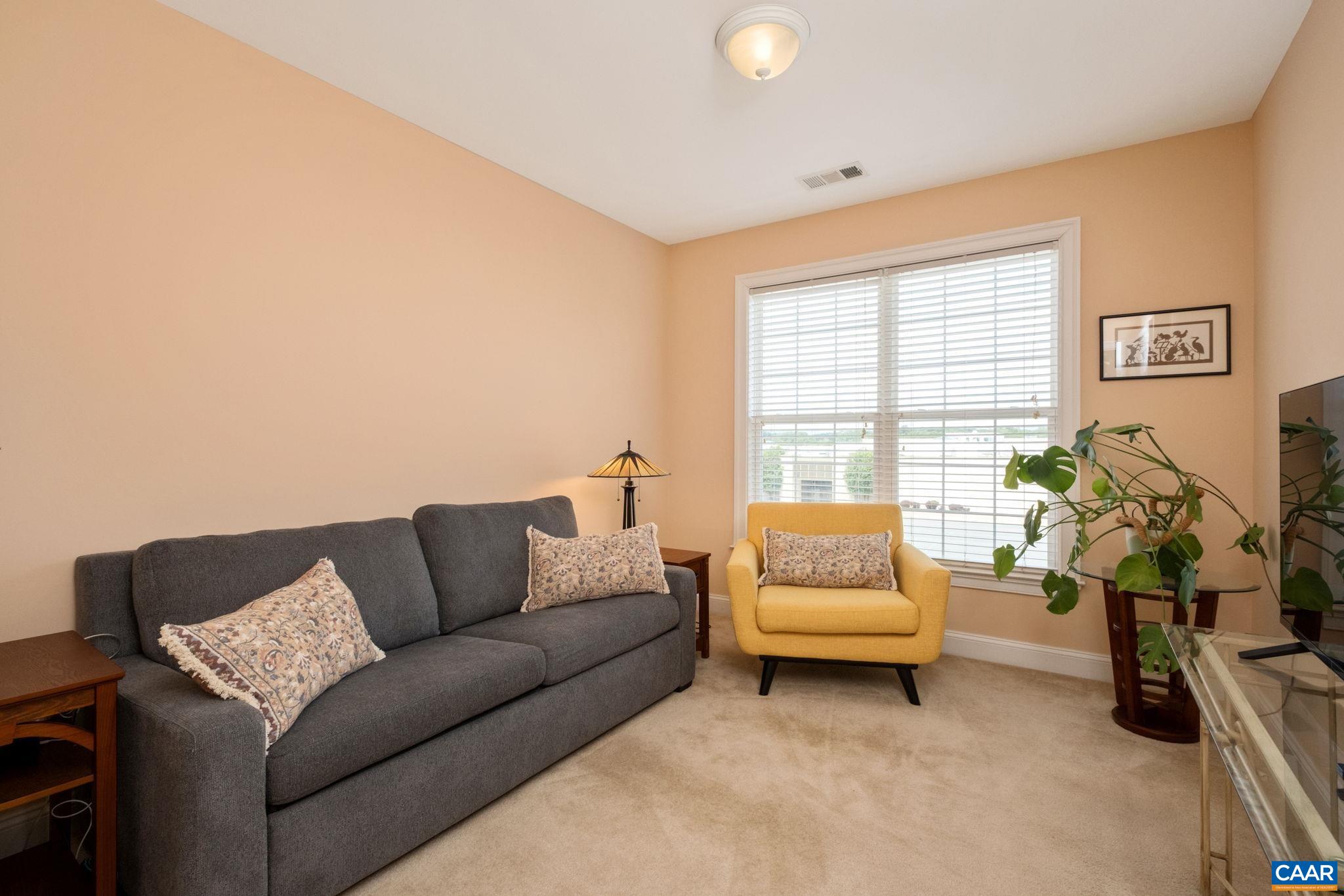 1051 GLENWOOD STATION LN Unit: 304