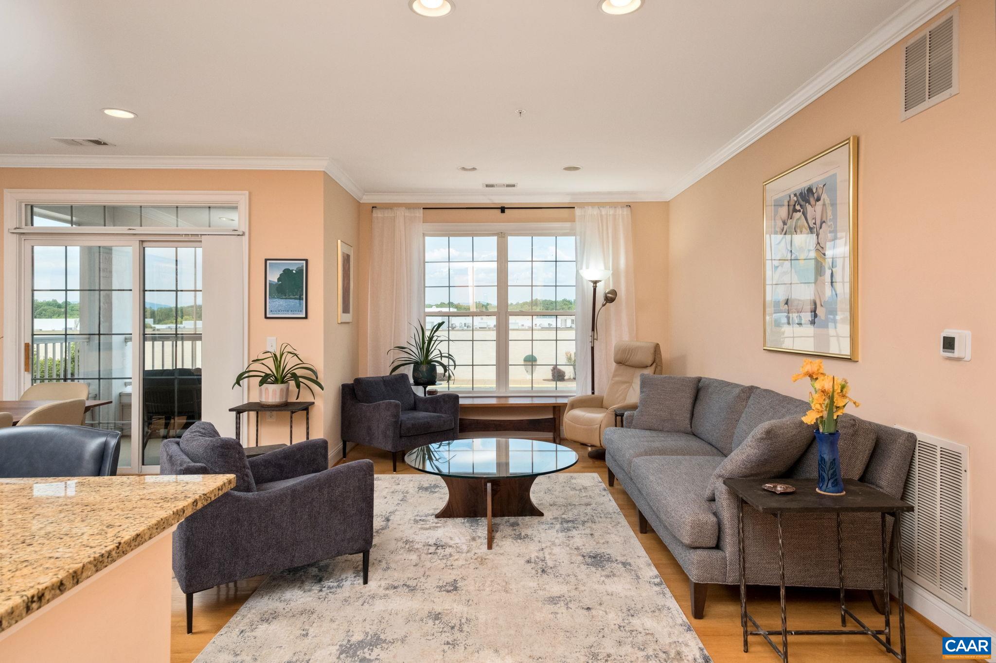 1051 GLENWOOD STATION LN Unit: 304