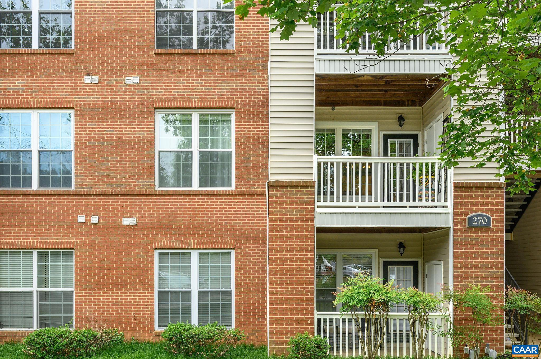 270 RIVERBEND DR Unit: 2E