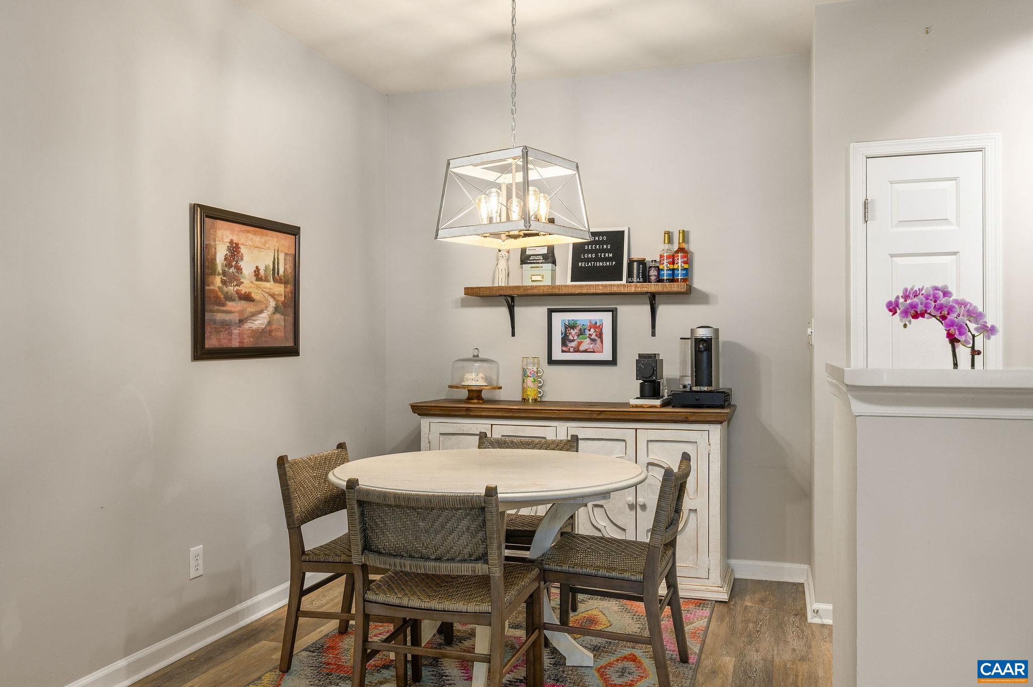 270 RIVERBEND DR Unit: 2E