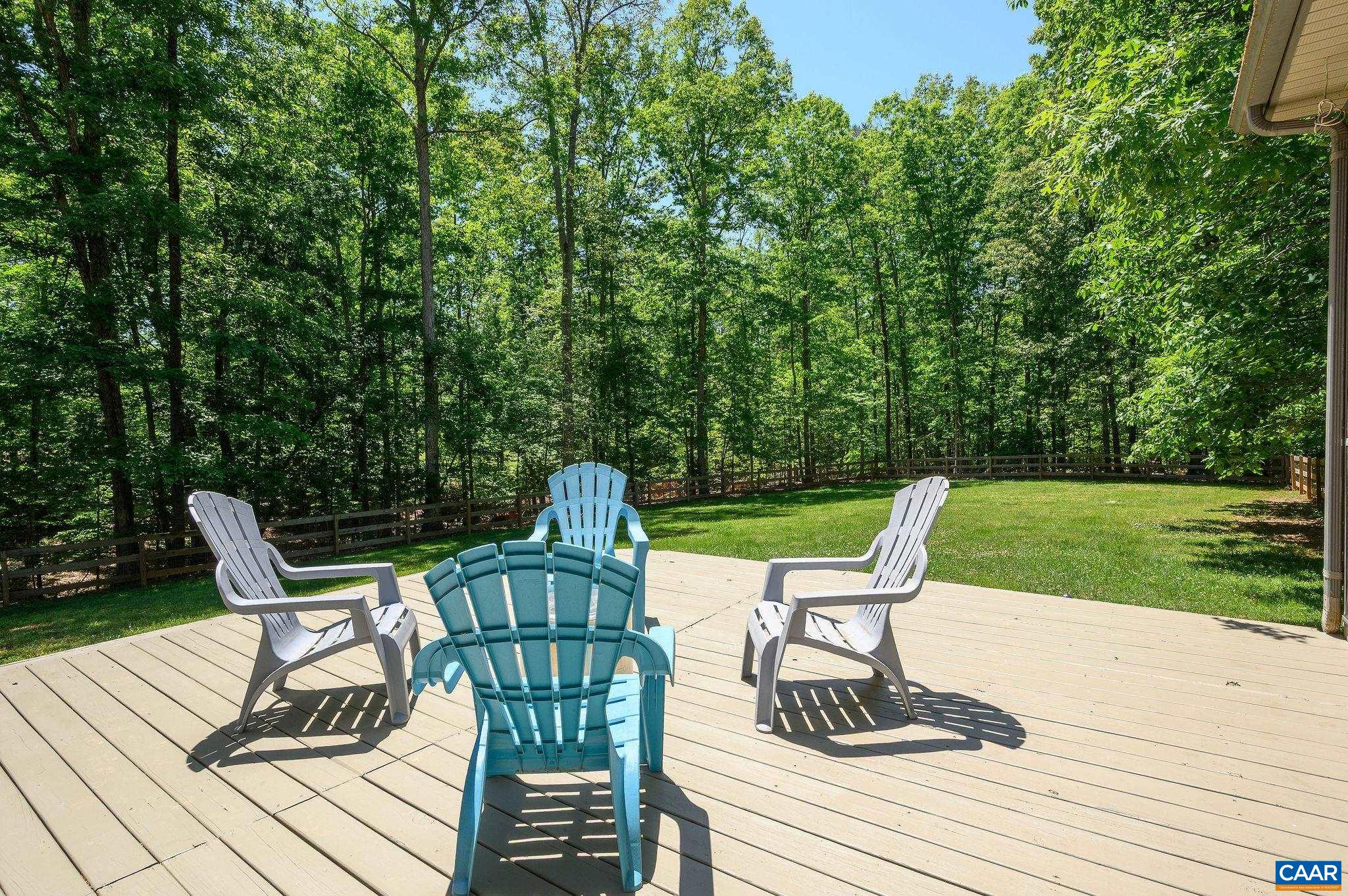 458 FIELDSTONE DR