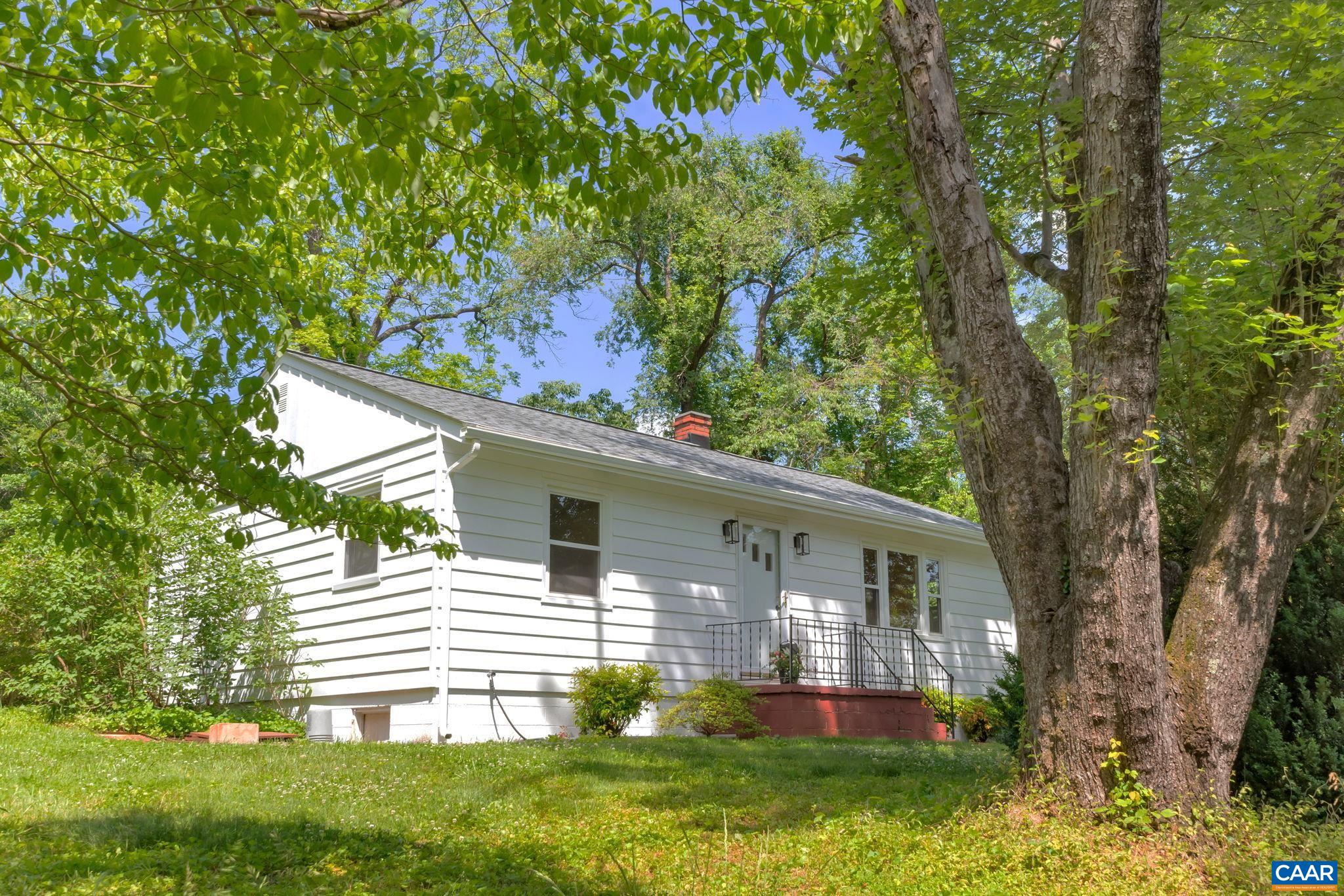 4362 IVY RD