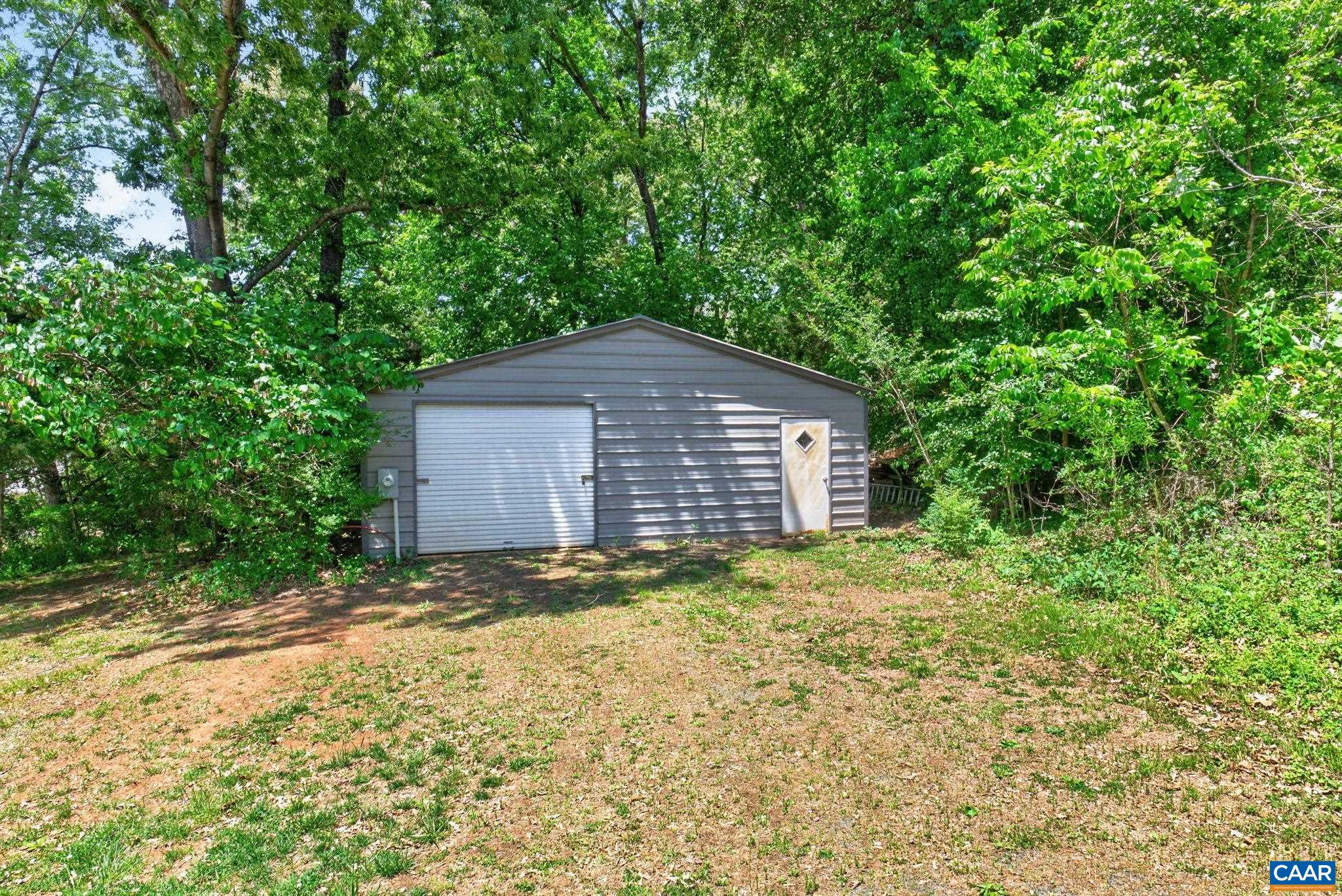 4362 IVY RD