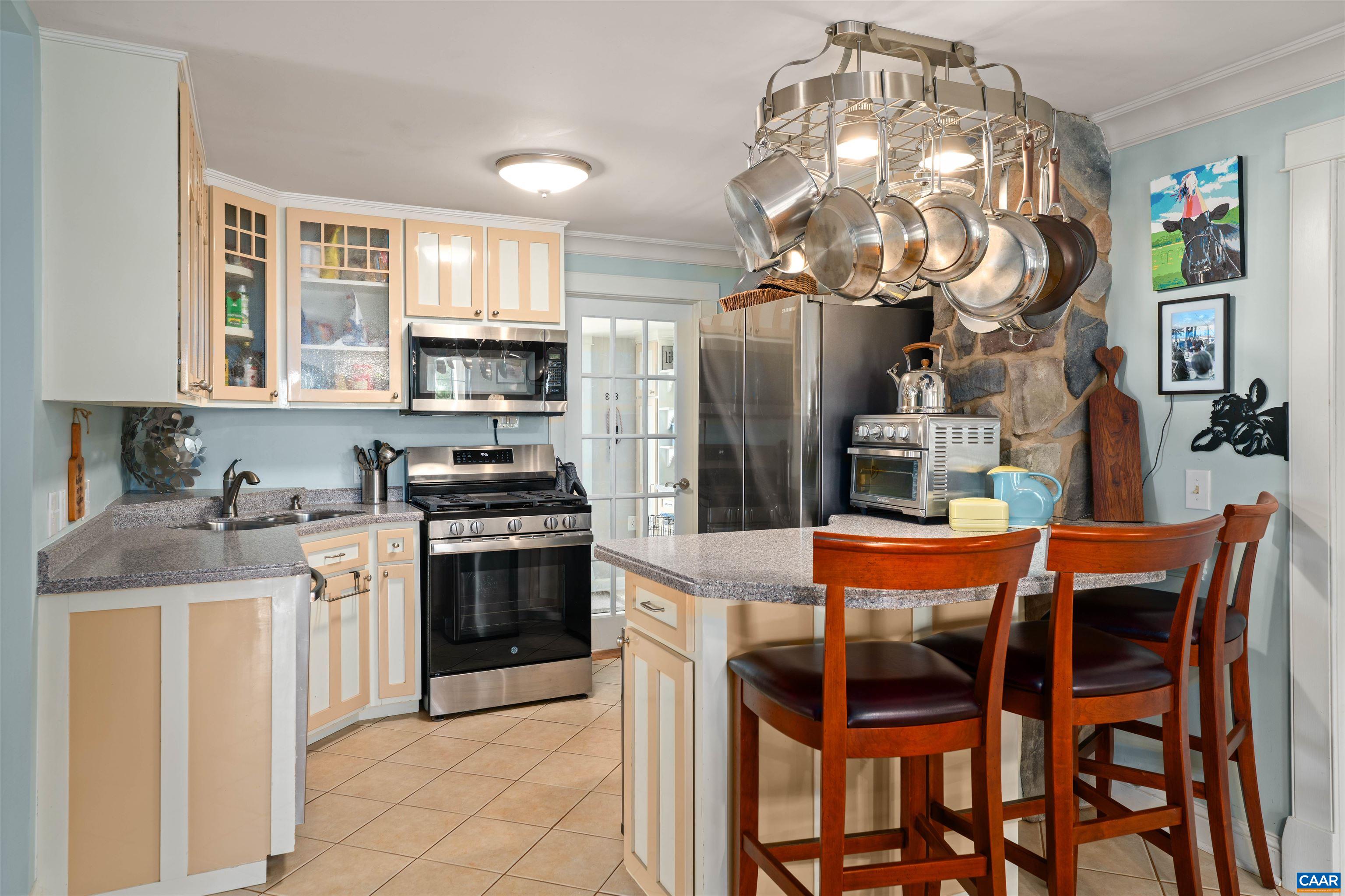 3486 FREDERICKSBURG RD