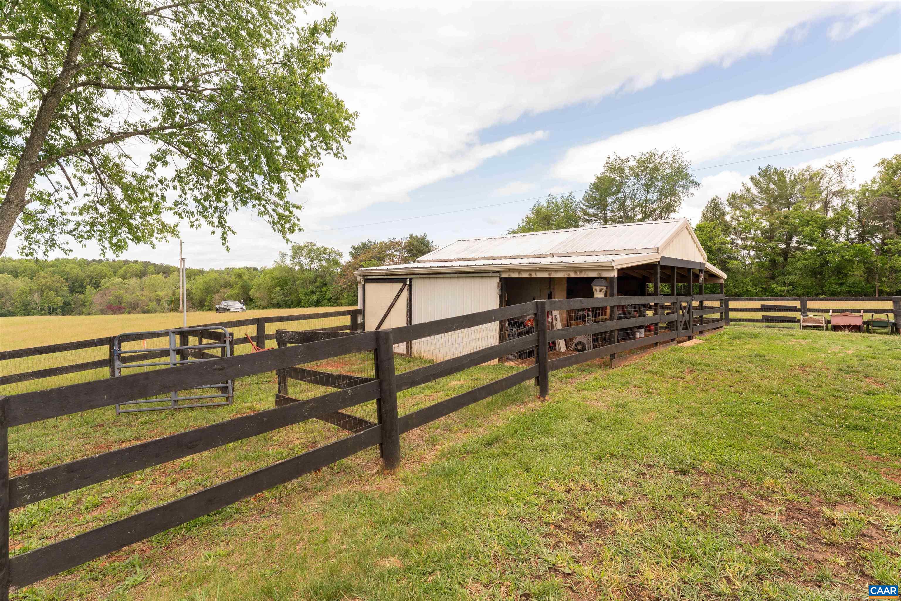 3486 FREDERICKSBURG RD