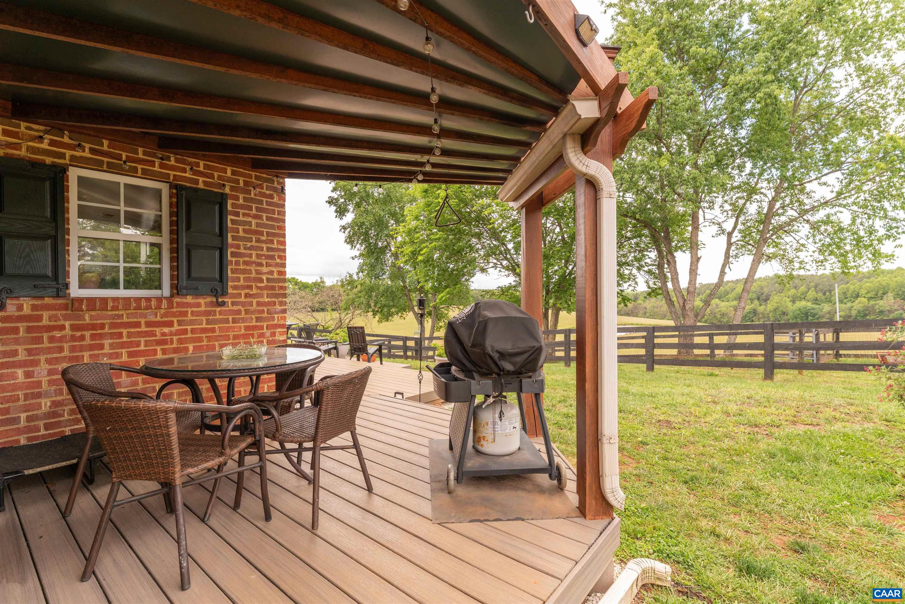 3486 FREDERICKSBURG RD