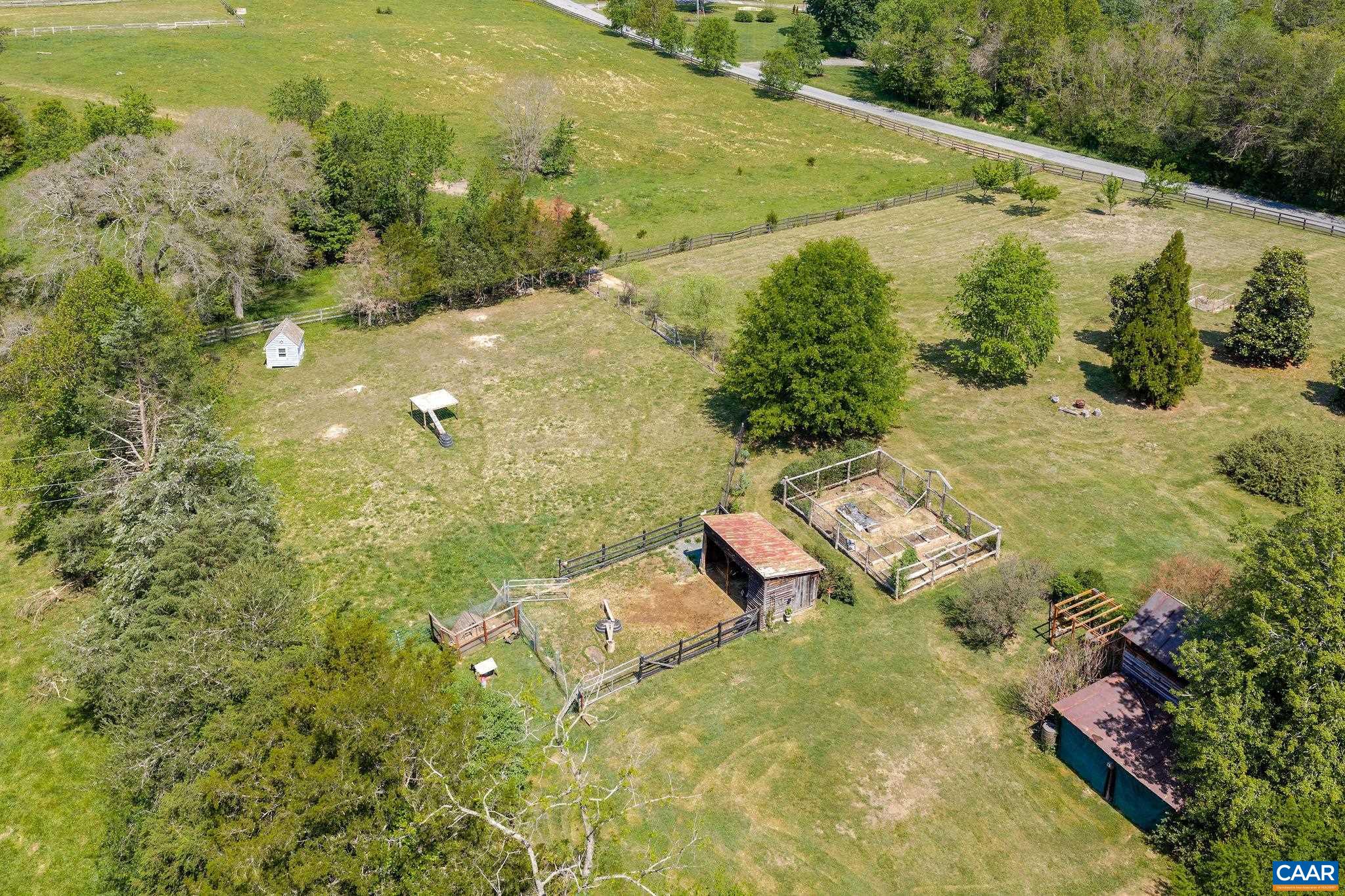 4580 WESLEY CHAPEL RD