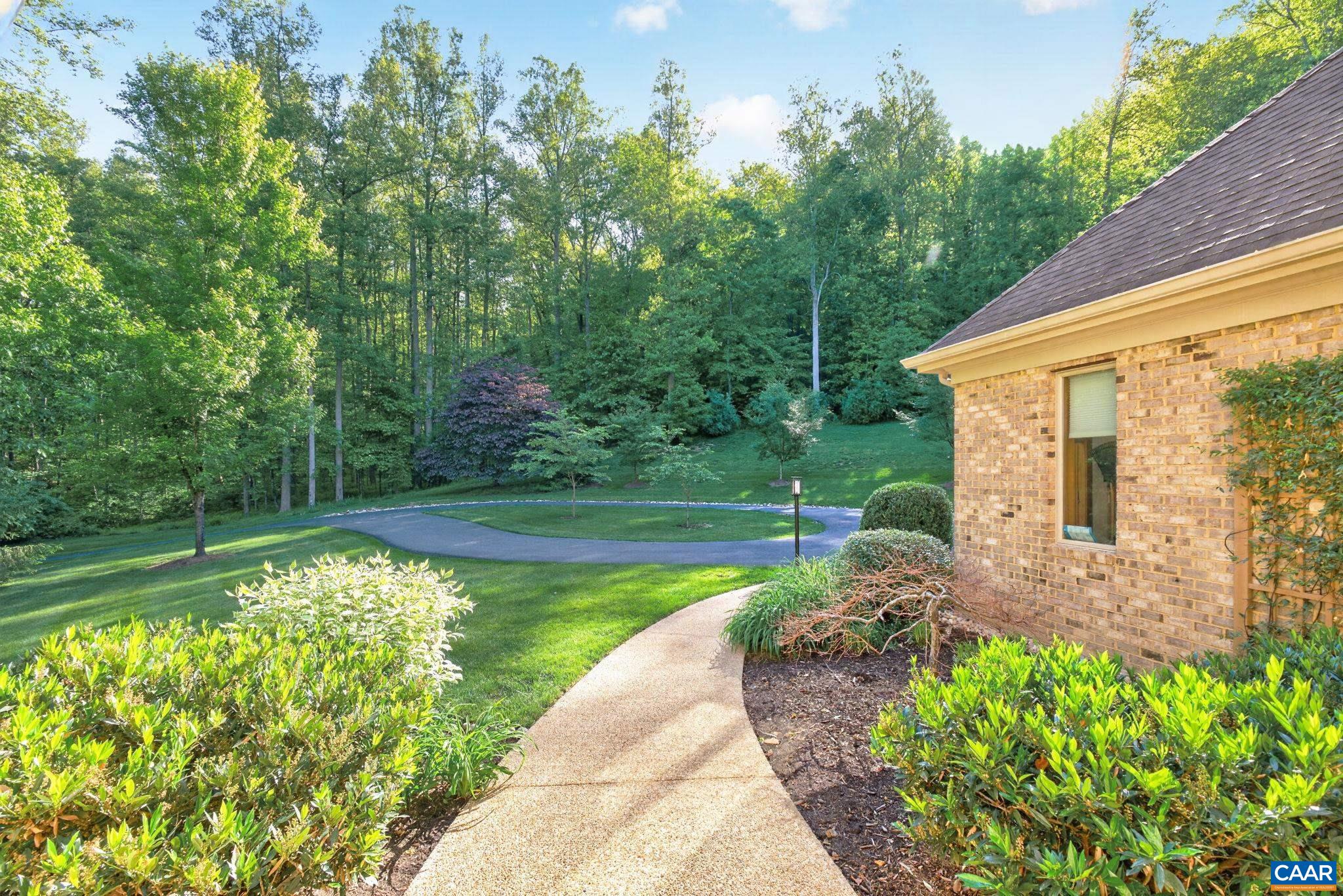 840 MURRAY LN