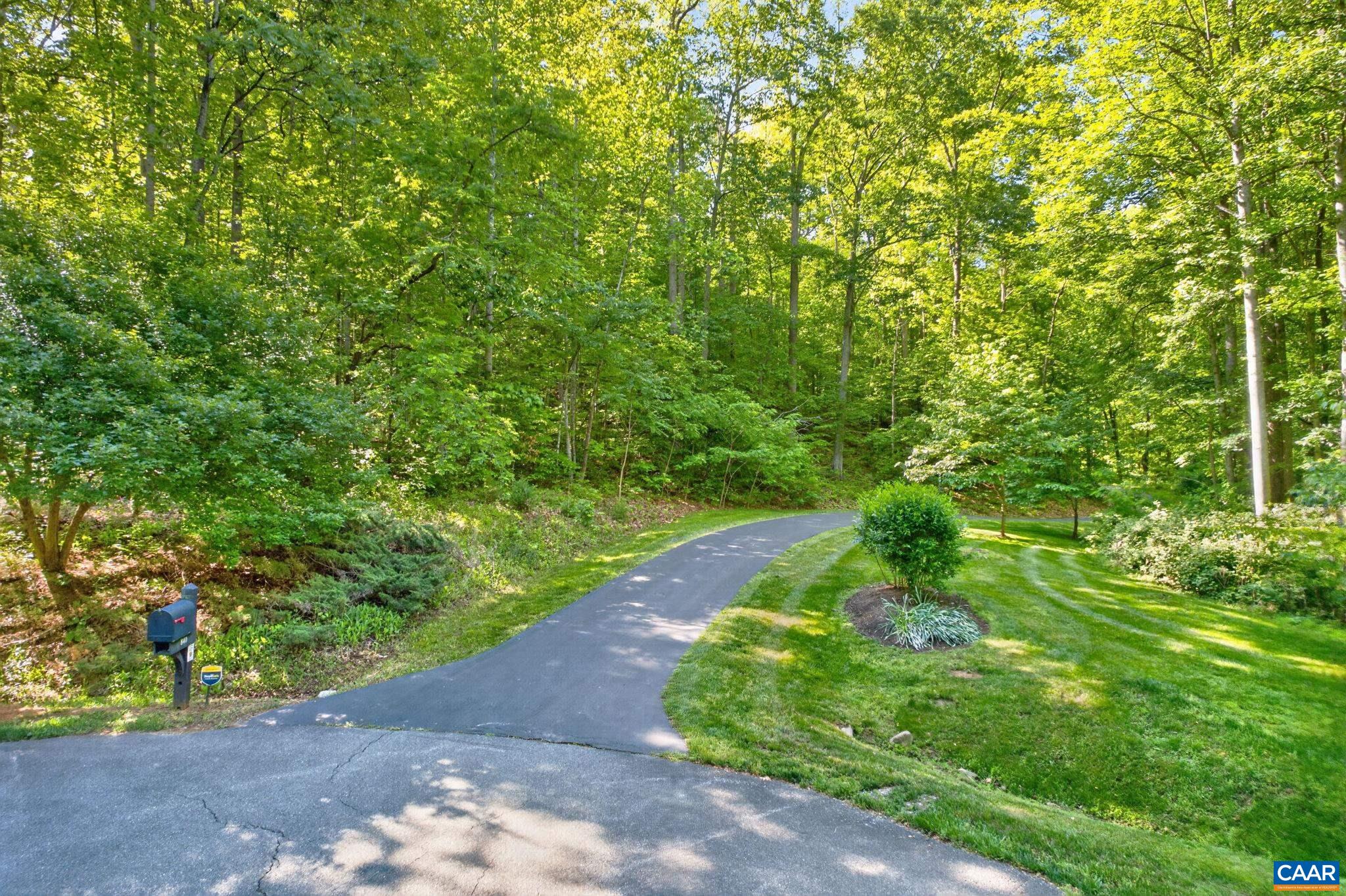 840 MURRAY LN