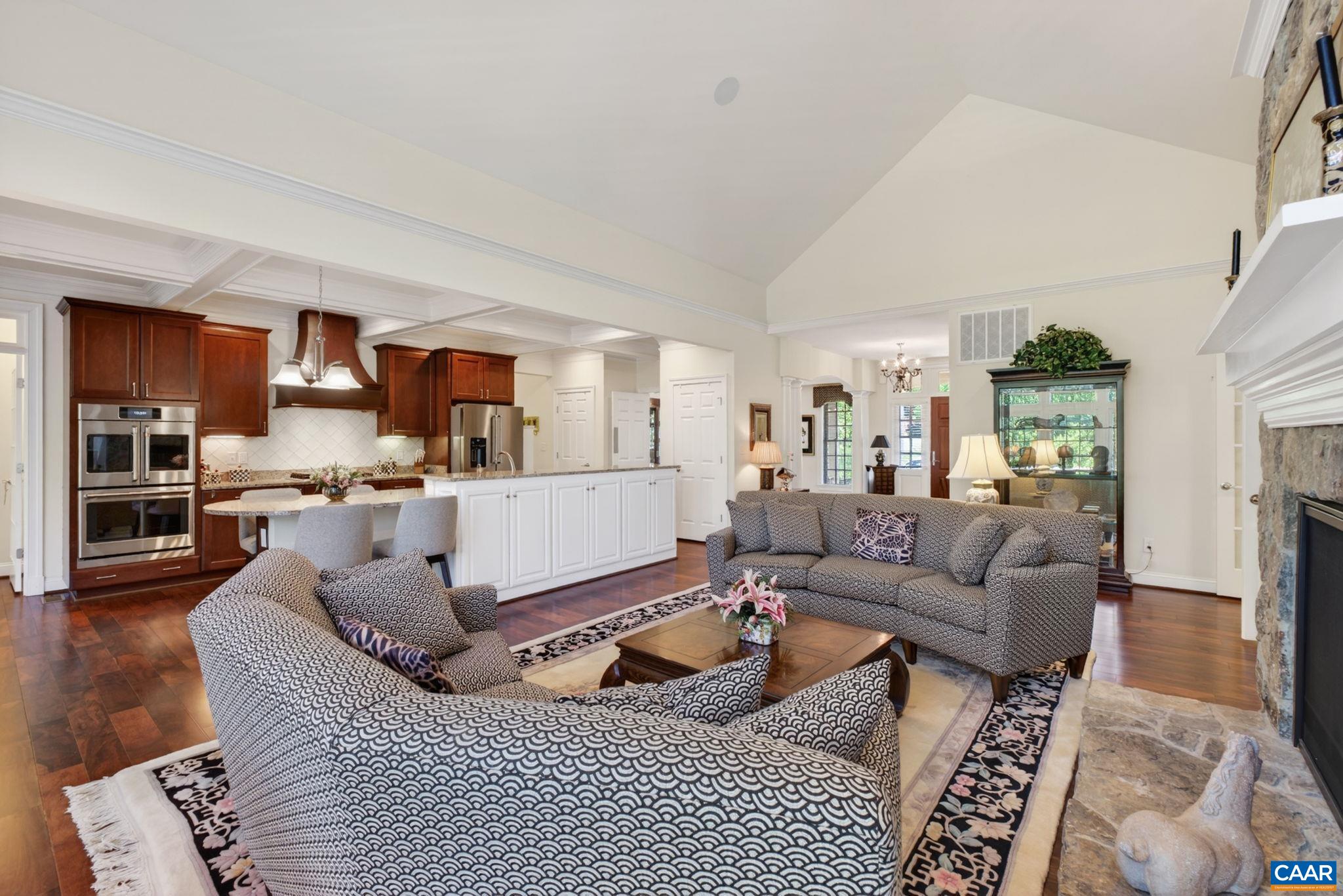 6586 WELBOURNE LN