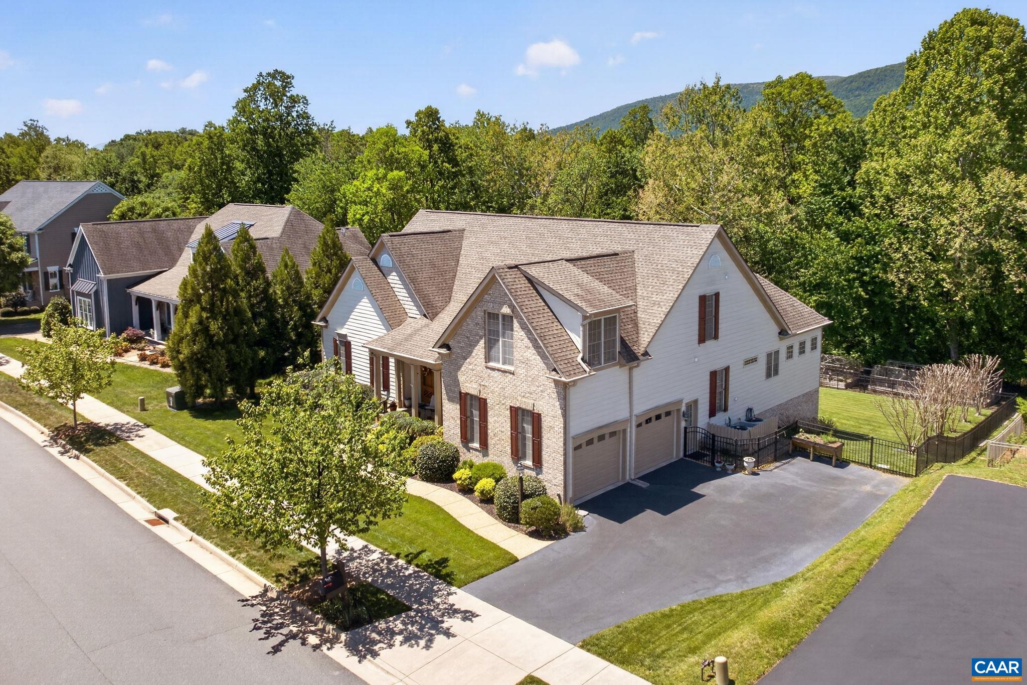6586 WELBOURNE LN