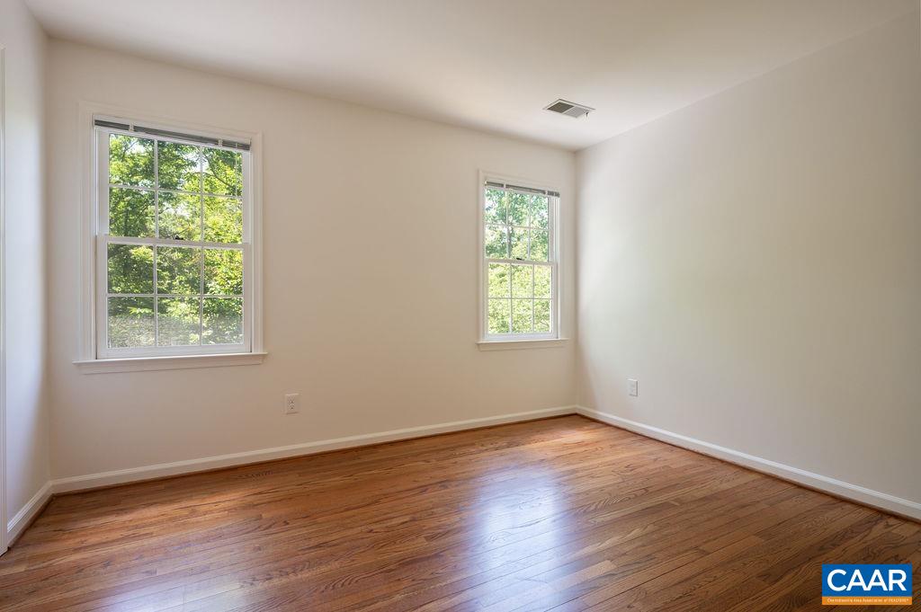 315 TERRELL RD W