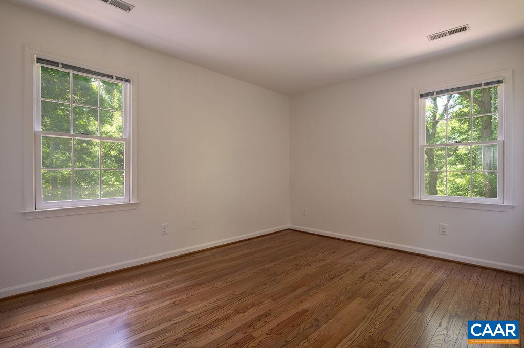 315 TERRELL RD W