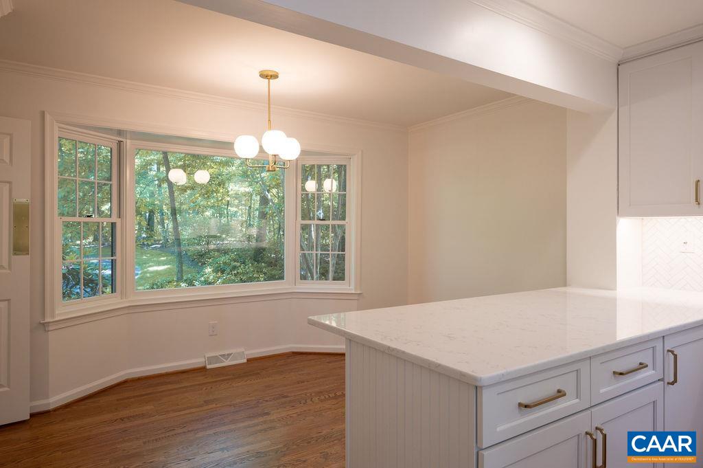 315 TERRELL RD W