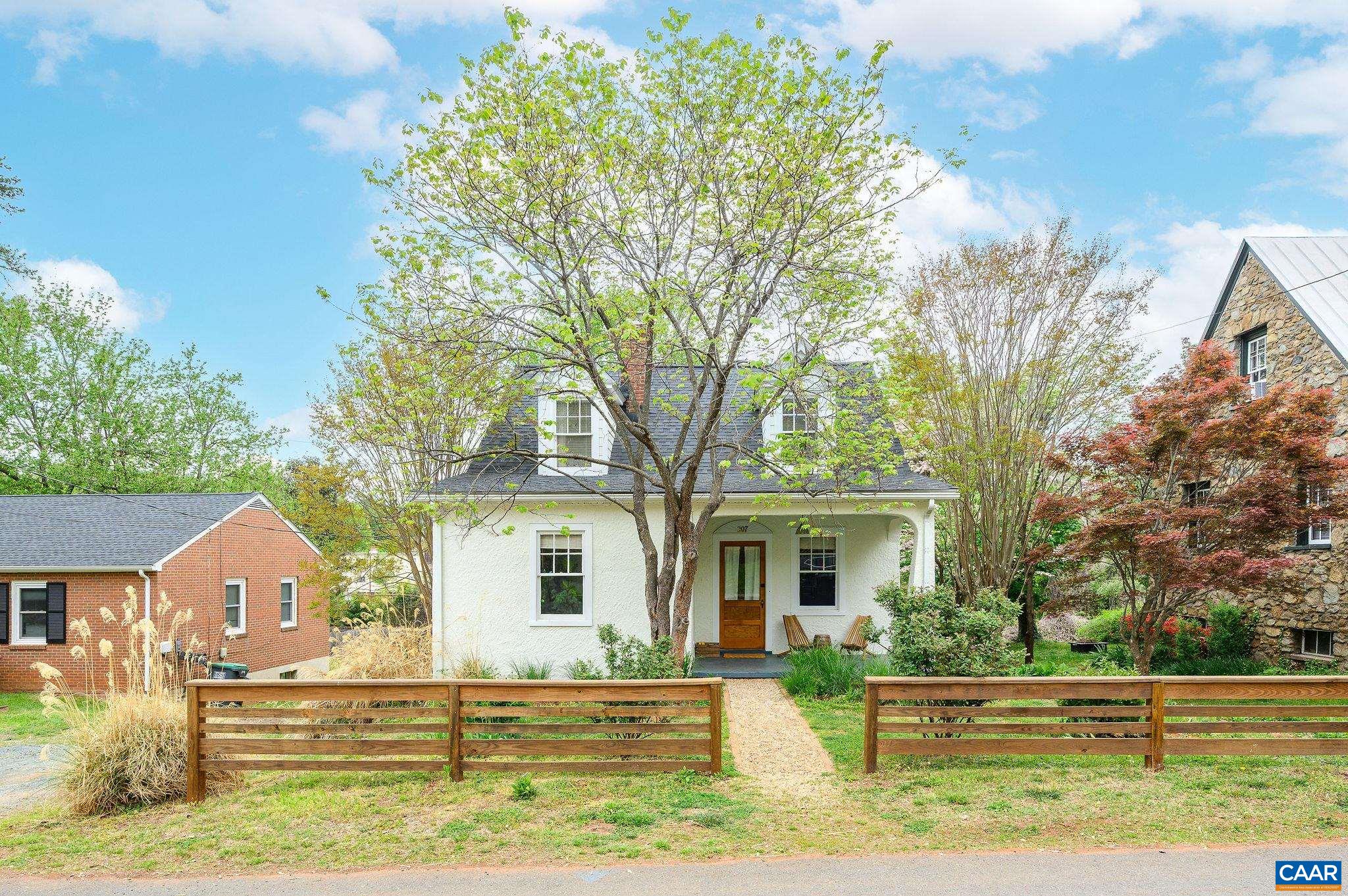 207 TODD AVE