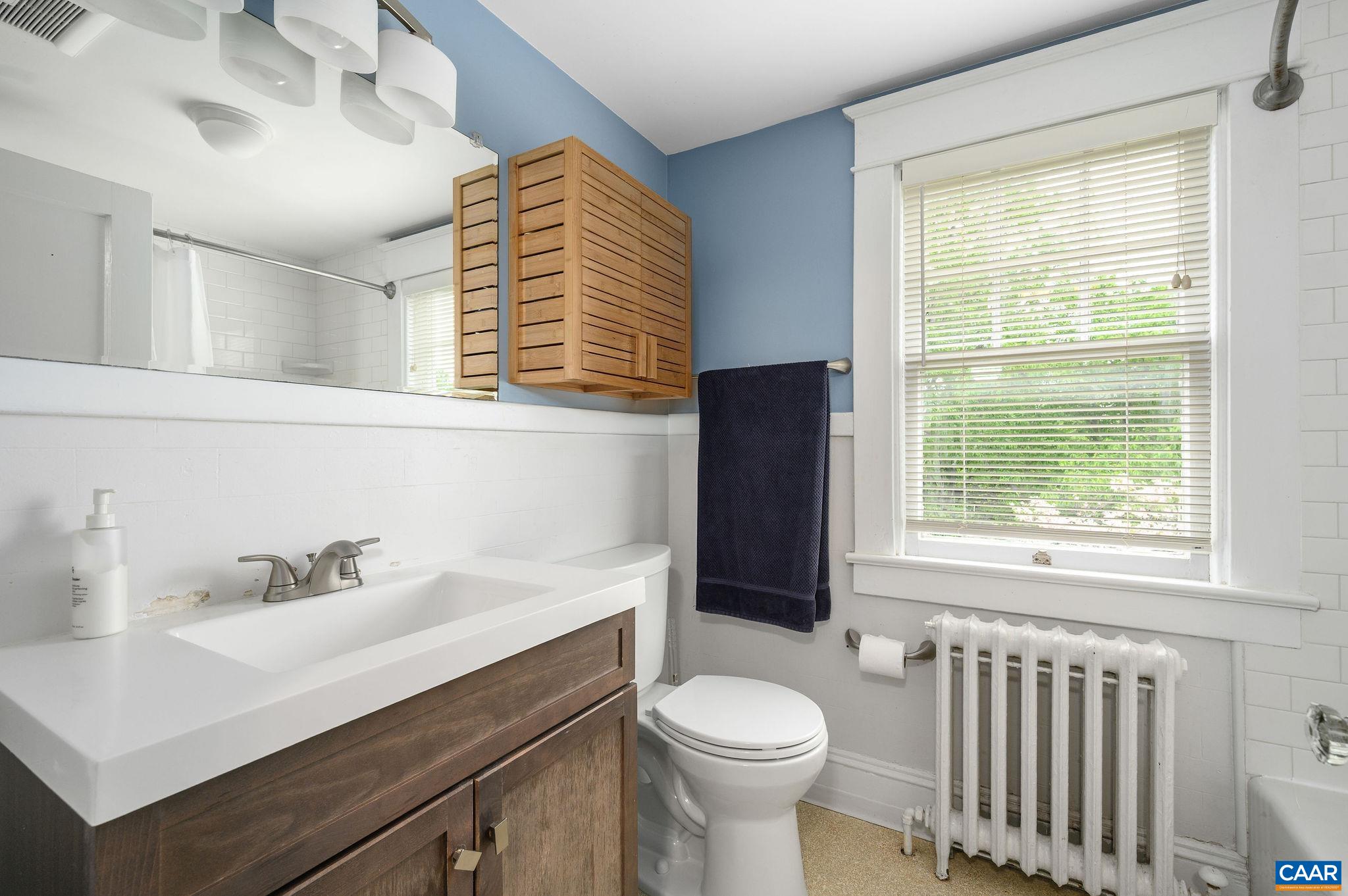 207 TODD AVE