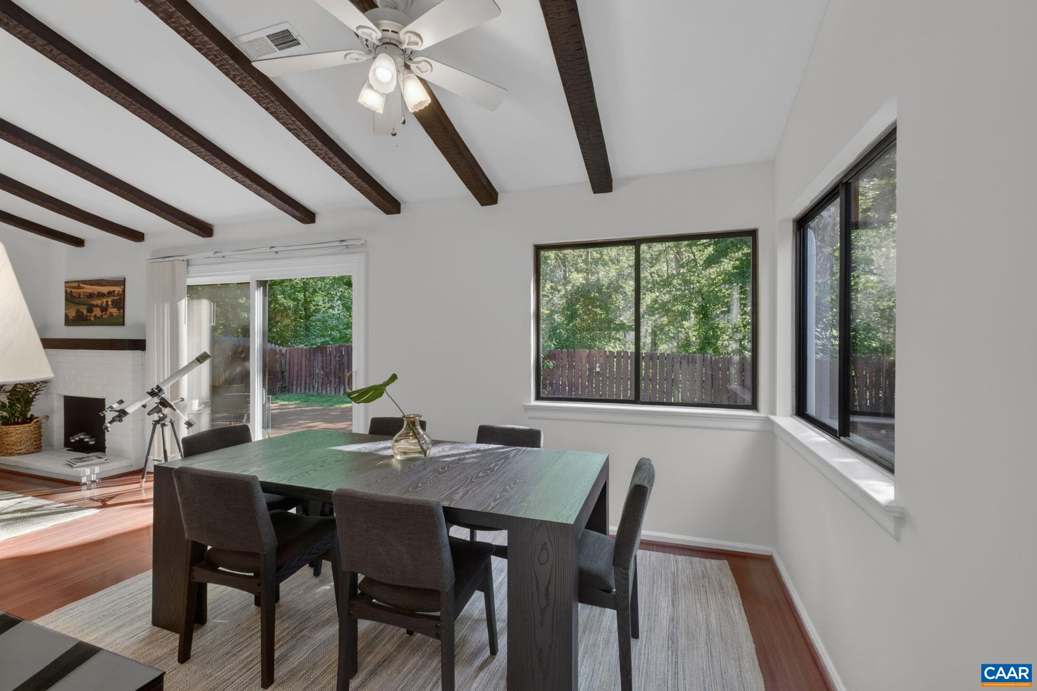 1511 LAKE FOREST DR