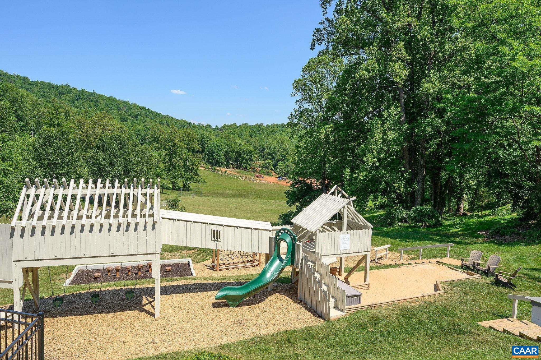 1708 WRIGHT LN