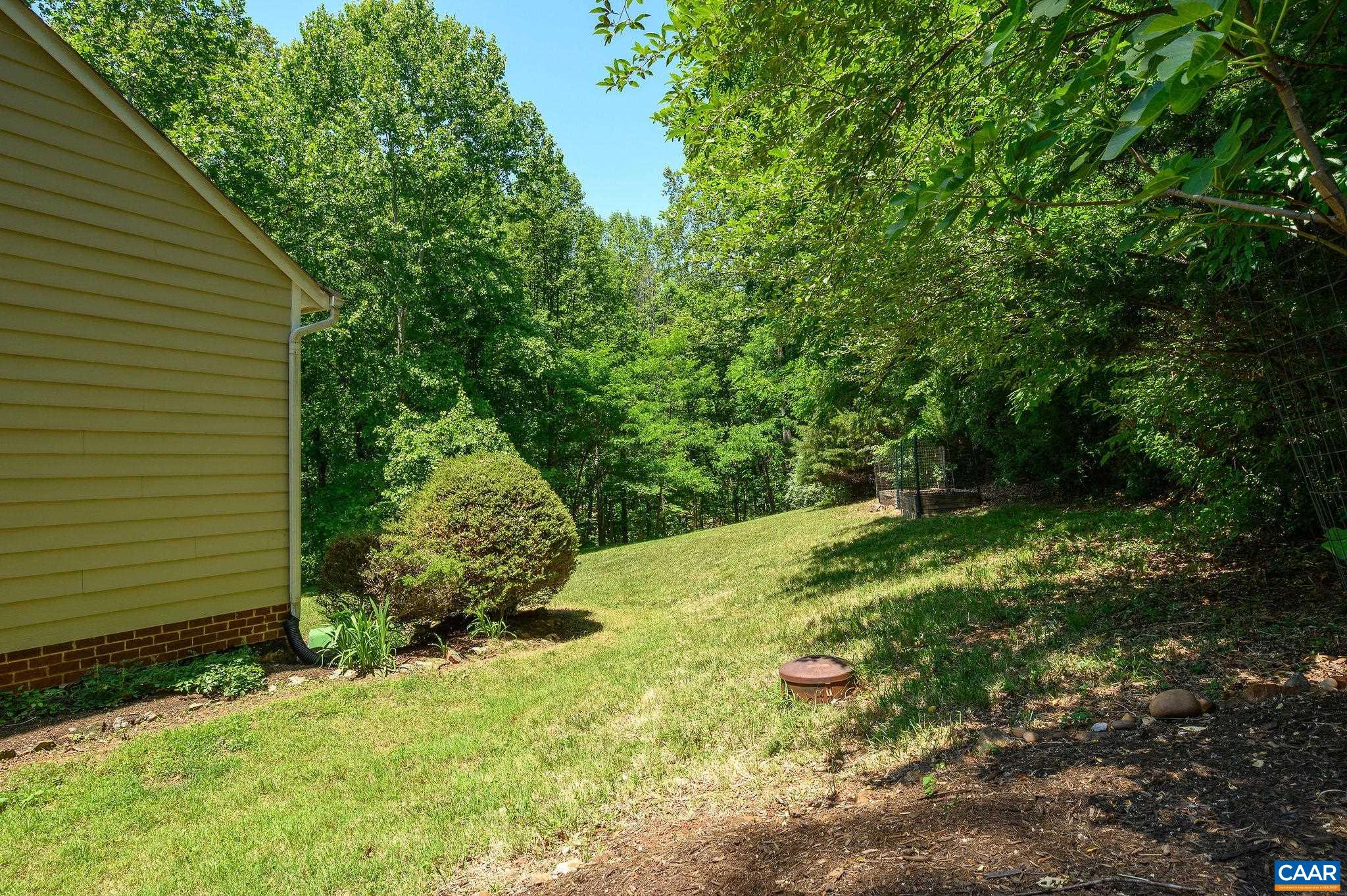 1708 WRIGHT LN