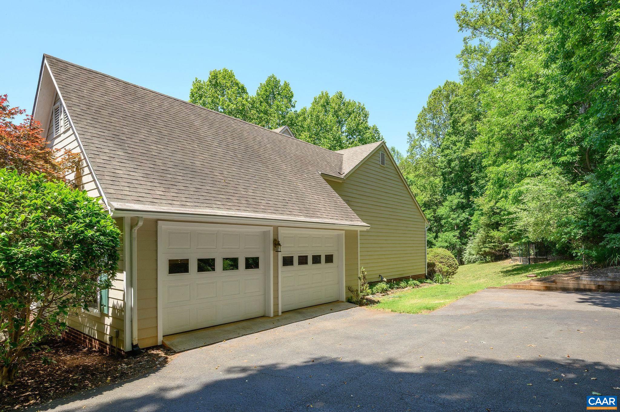 1708 WRIGHT LN