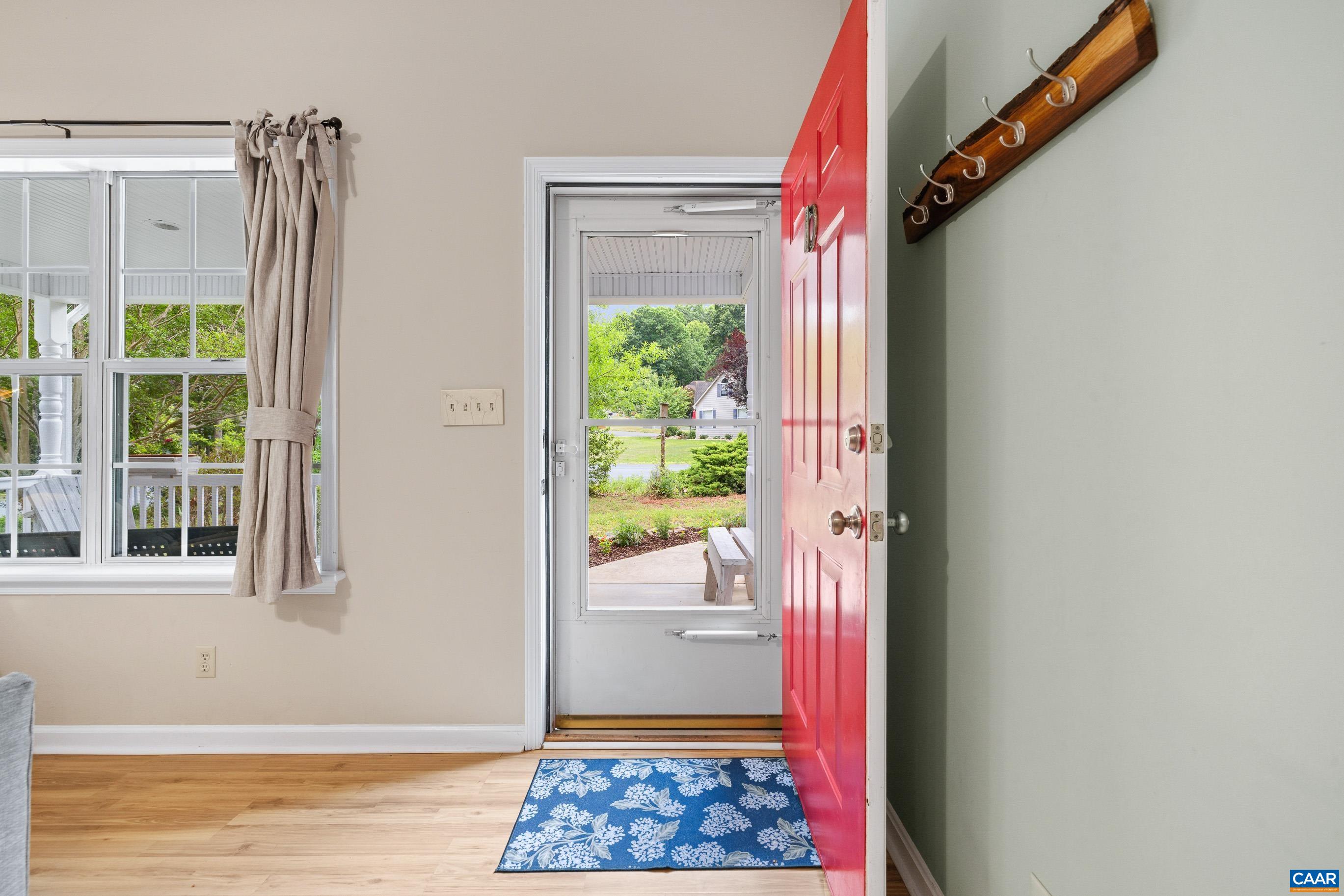 295 BLACKTHORN LN