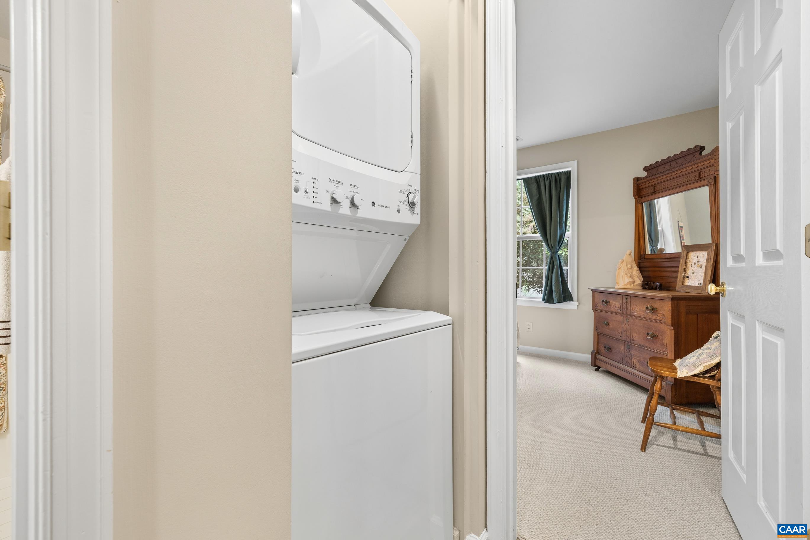 295 BLACKTHORN LN