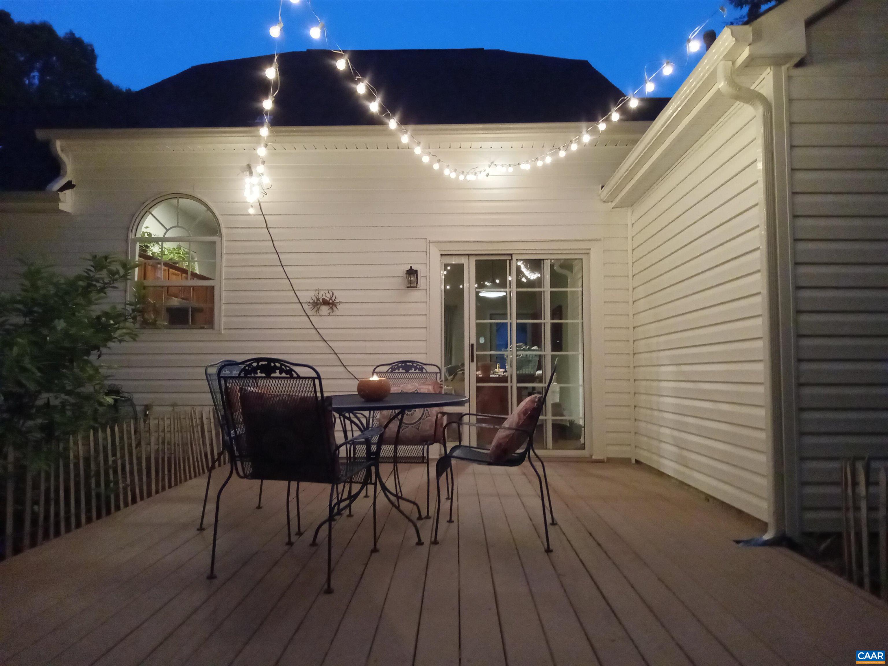 295 BLACKTHORN LN