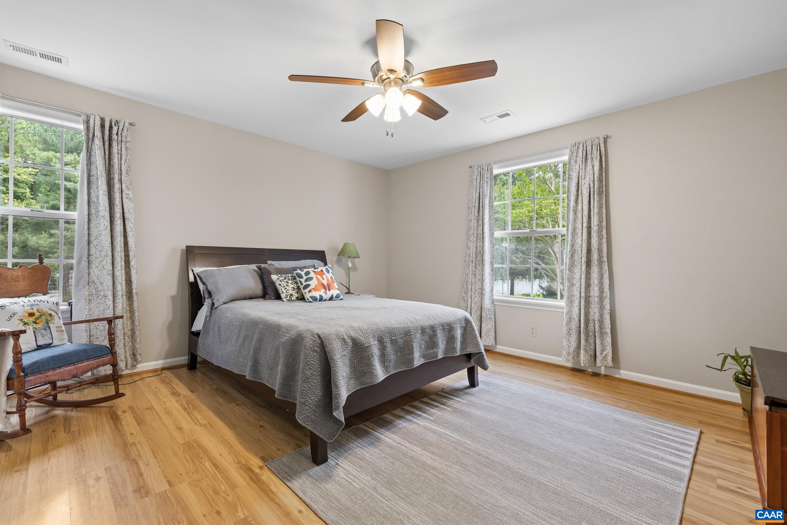 295 BLACKTHORN LN