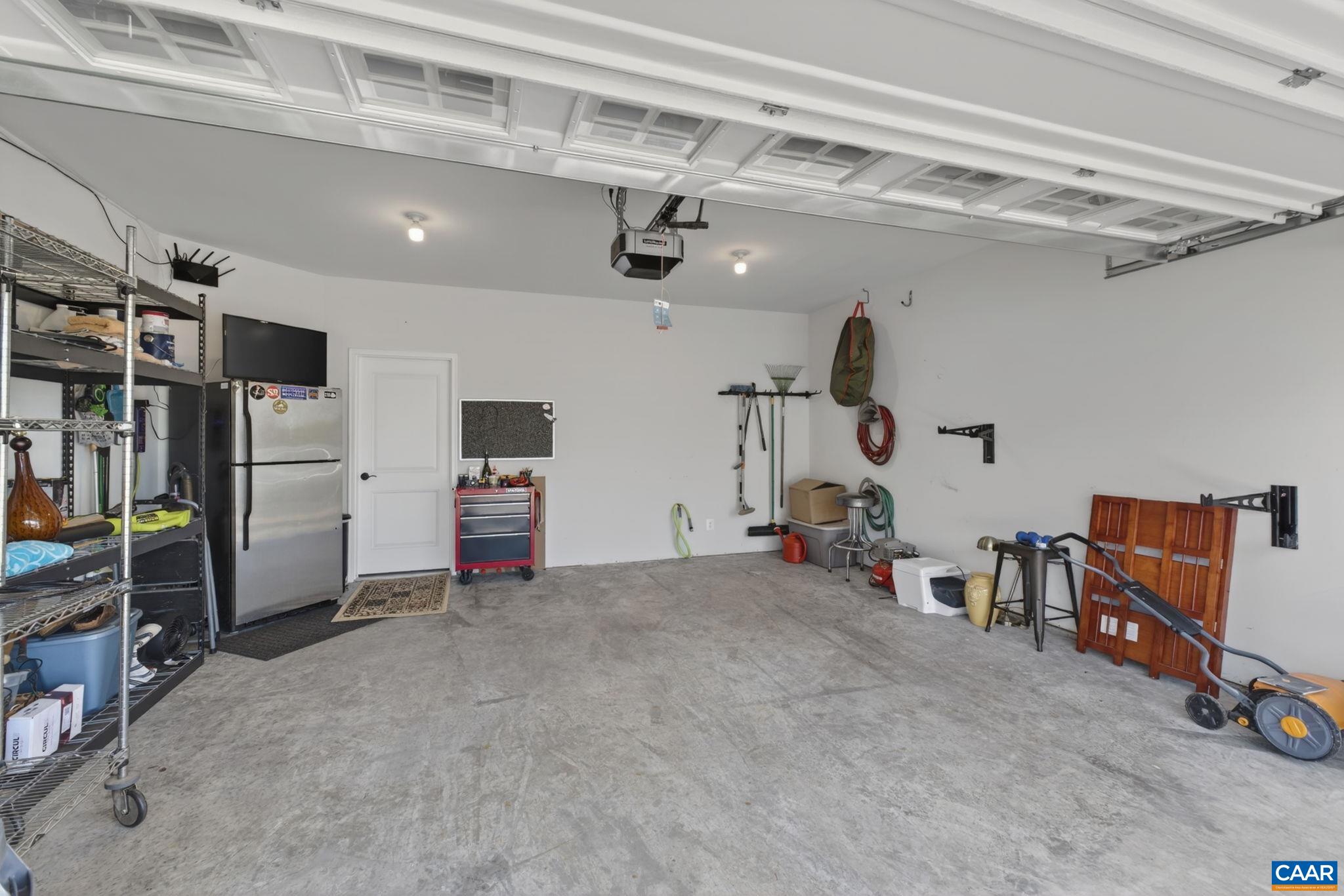 521 CRIMSON ST