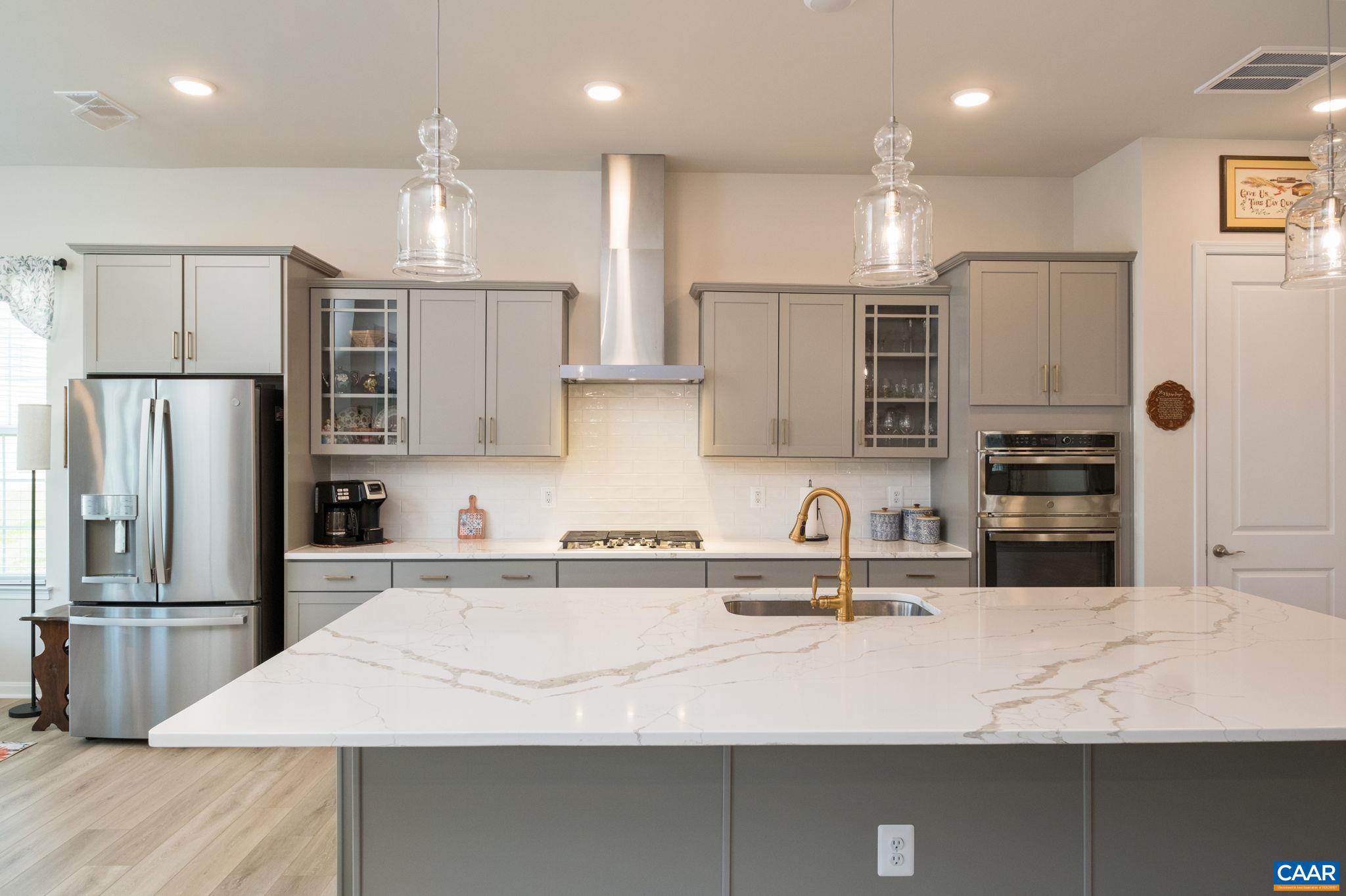 124 STODGHILL DR