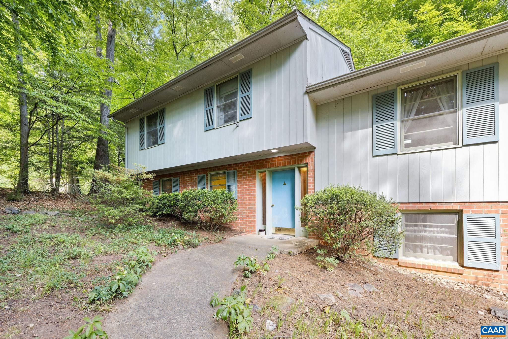 2514 HILLWOOD PL