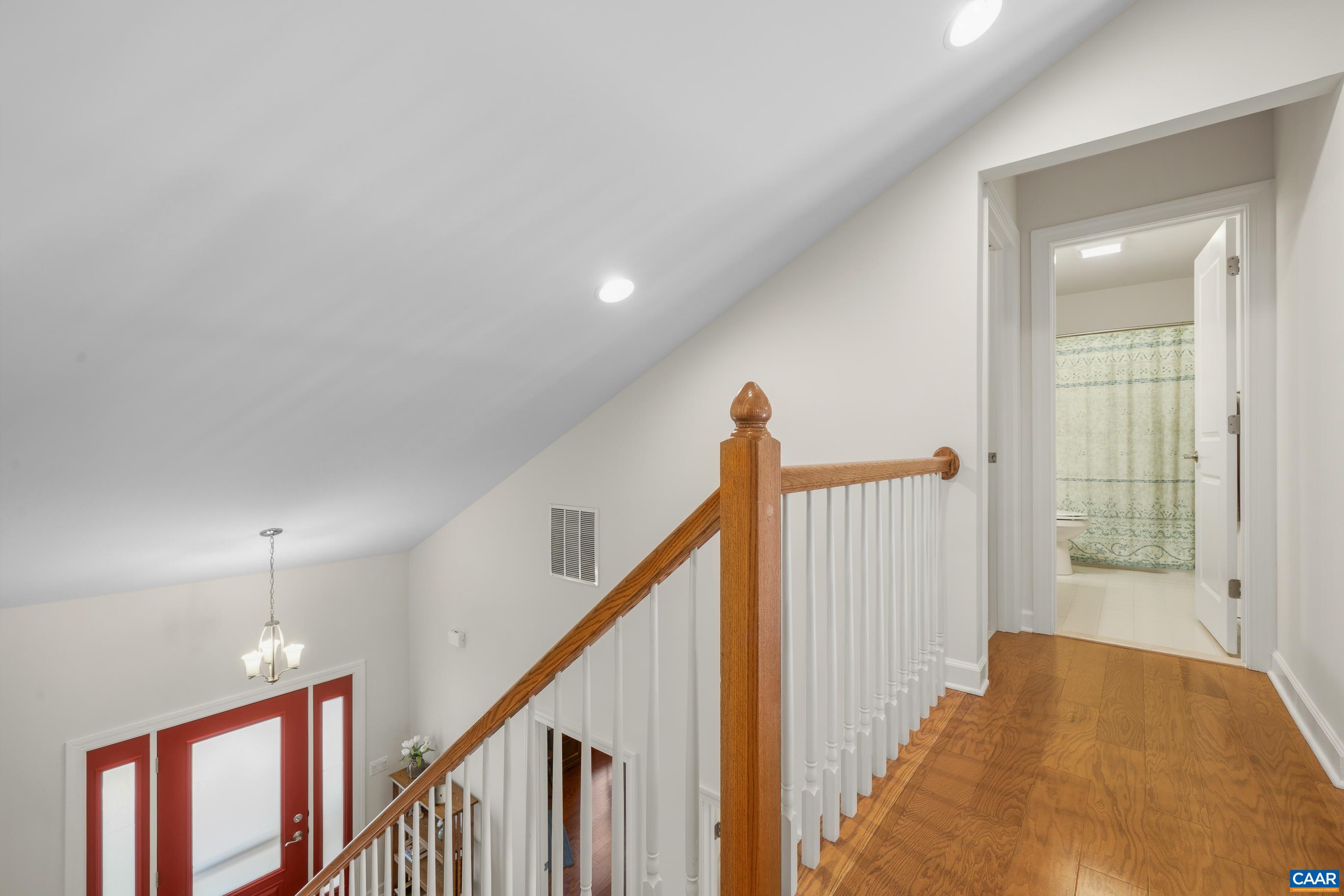 1637 SAWGRASS CT
