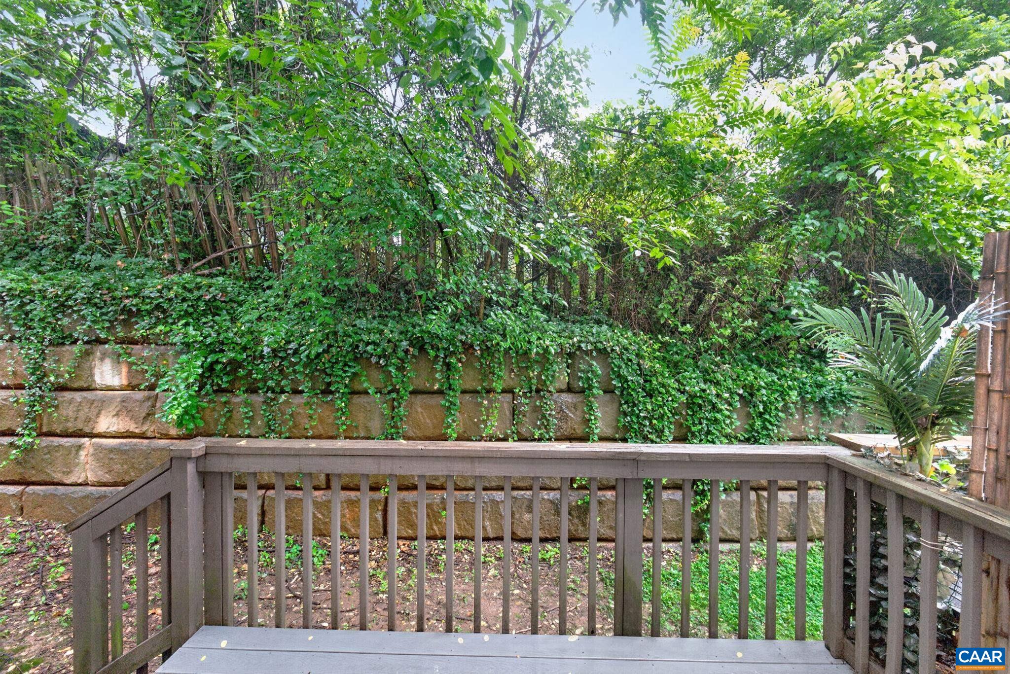 115 OLD FIFTH CIR