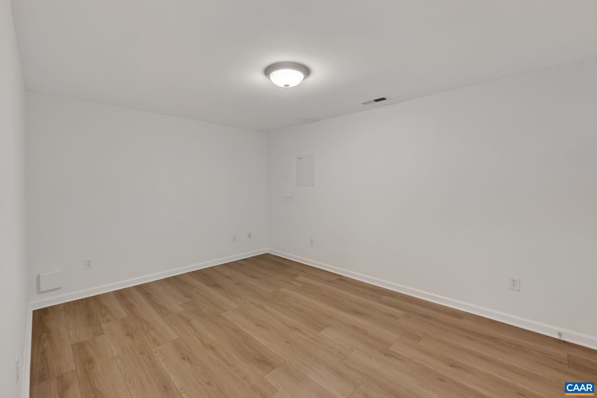 115 OLD FIFTH CIR