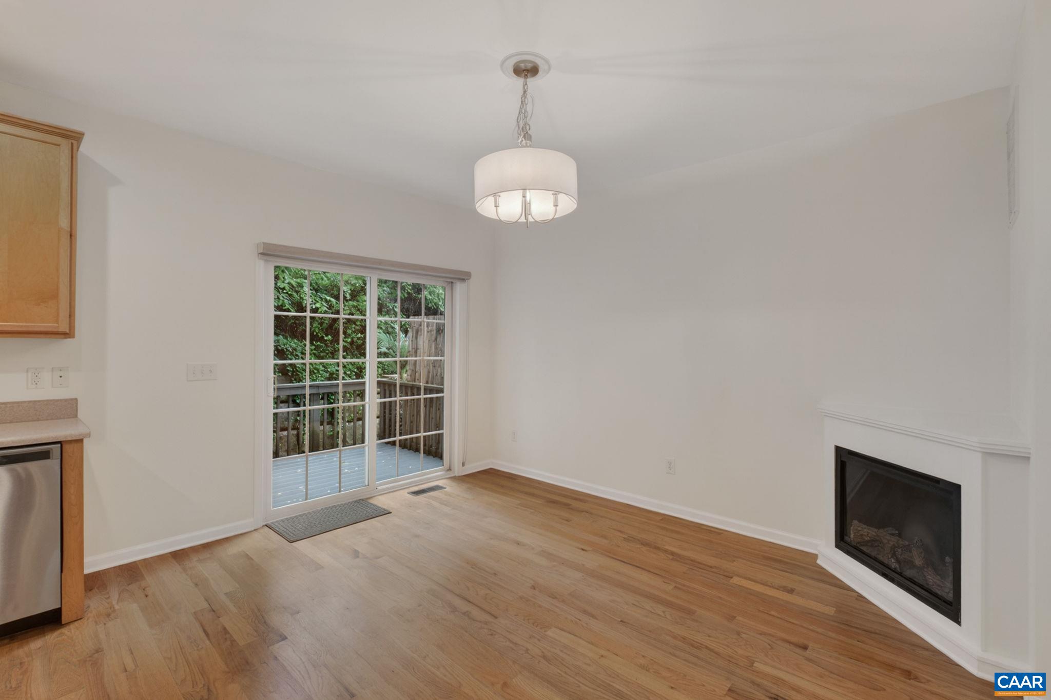 115 OLD FIFTH CIR
