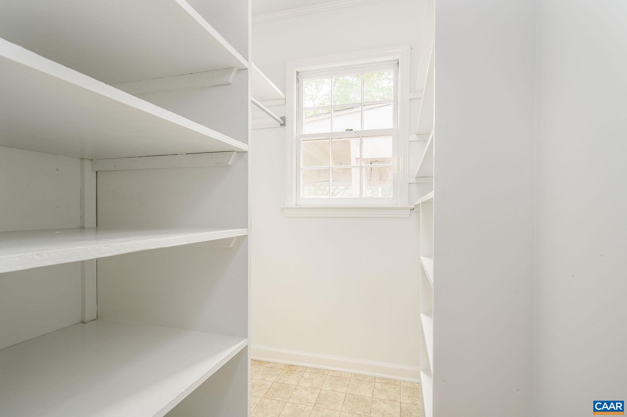 2806 BROOKMERE RD