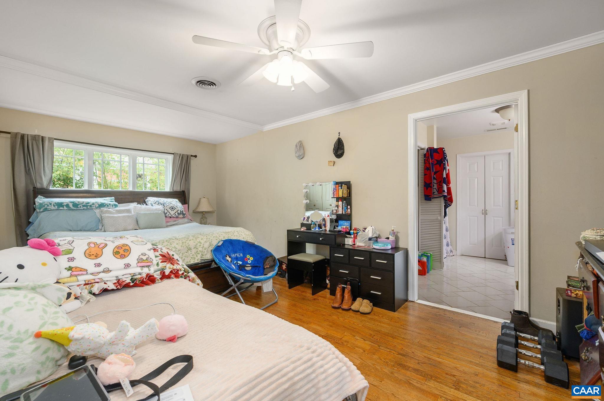 2806 BROOKMERE RD