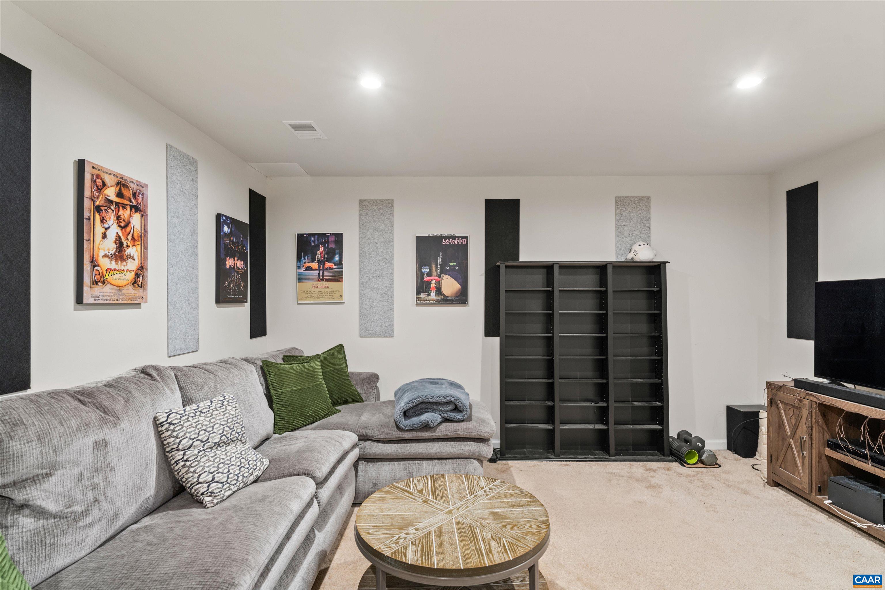 2066 ELM TREE CT