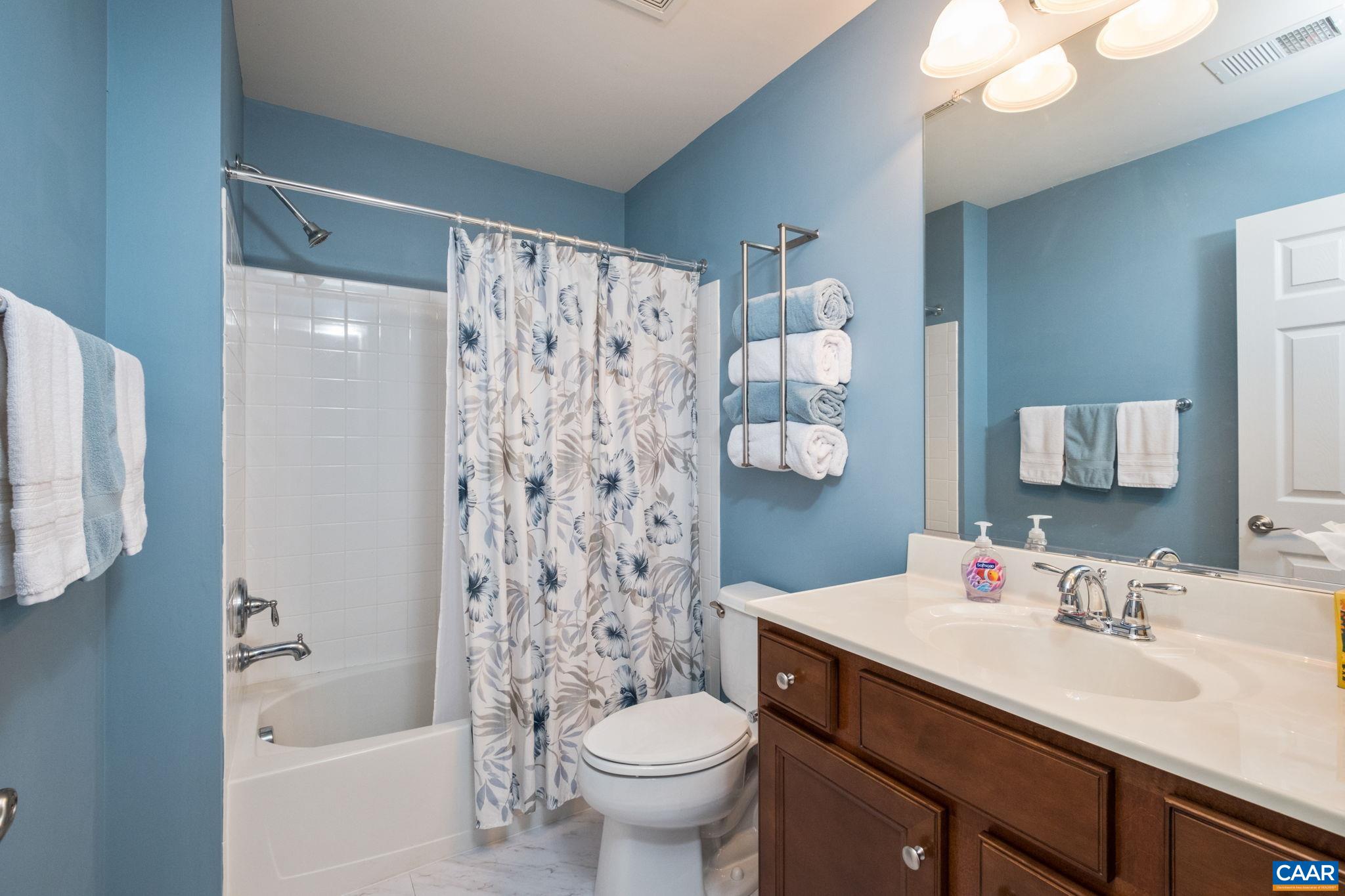 56 JOHN RUCKER DR