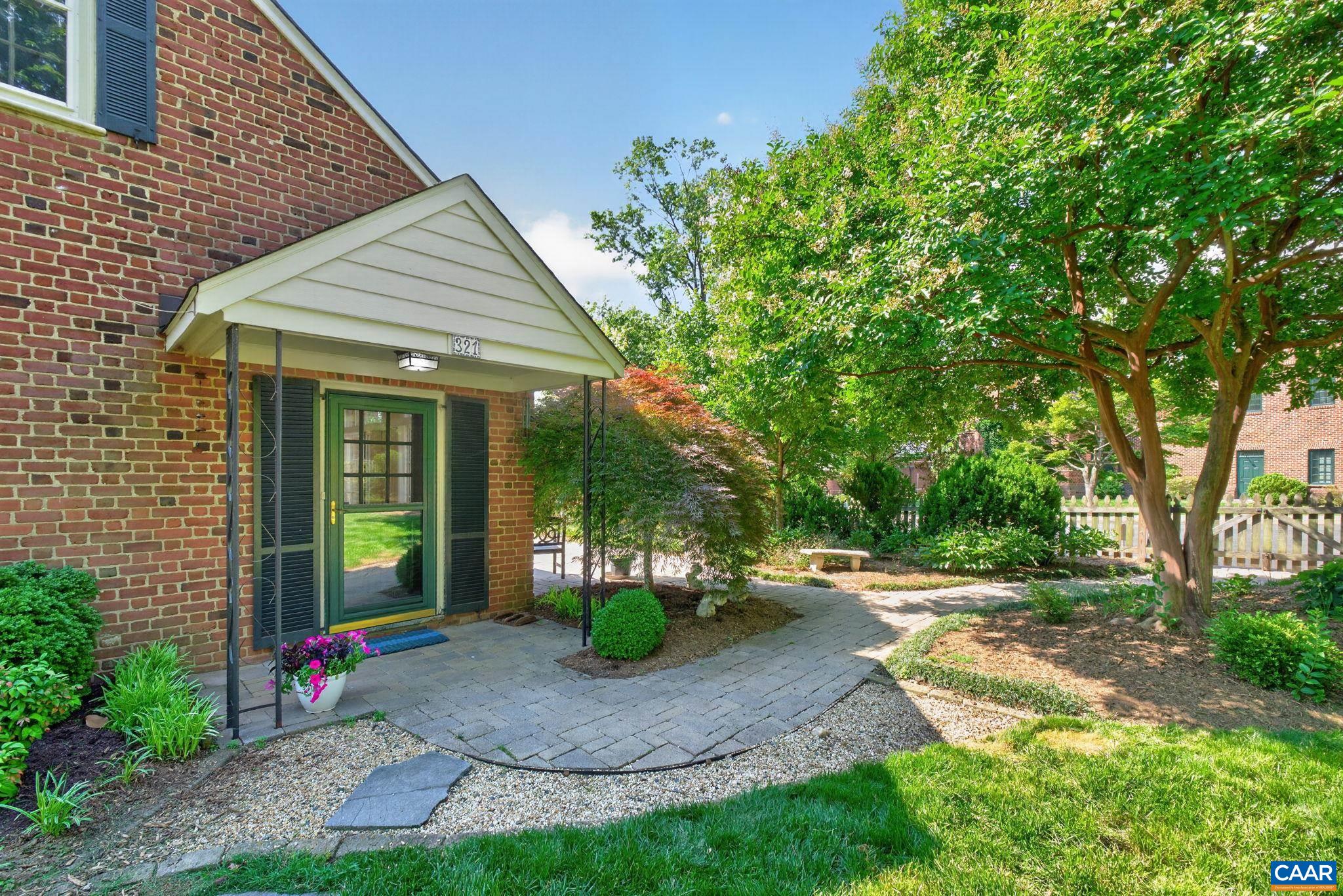 321 ALDERMAN RD