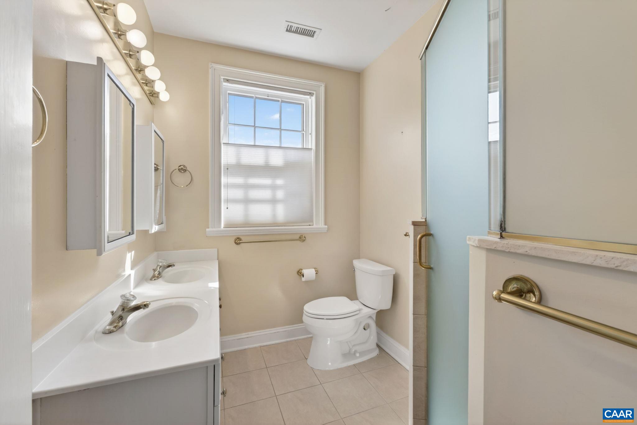 321 ALDERMAN RD